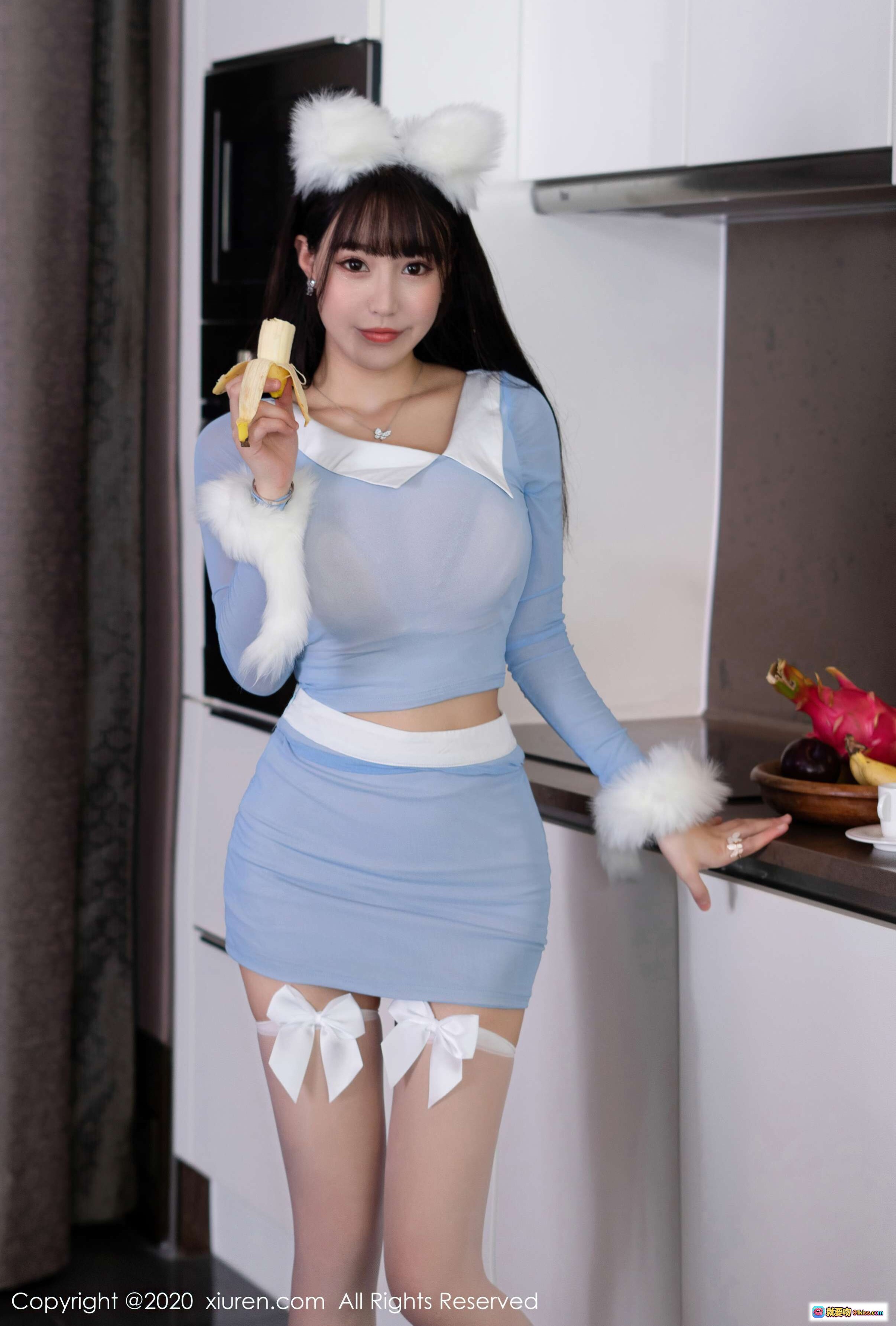 图片[7] - 朱可儿Flower兔女郎造型性感写真 | 蓝白女仆装+蕾丝内衣+毛绒兔耳 | 厨房场景私房美图 | XIUREN秀人网2020.09.09 VOL.2546 - 就要吻