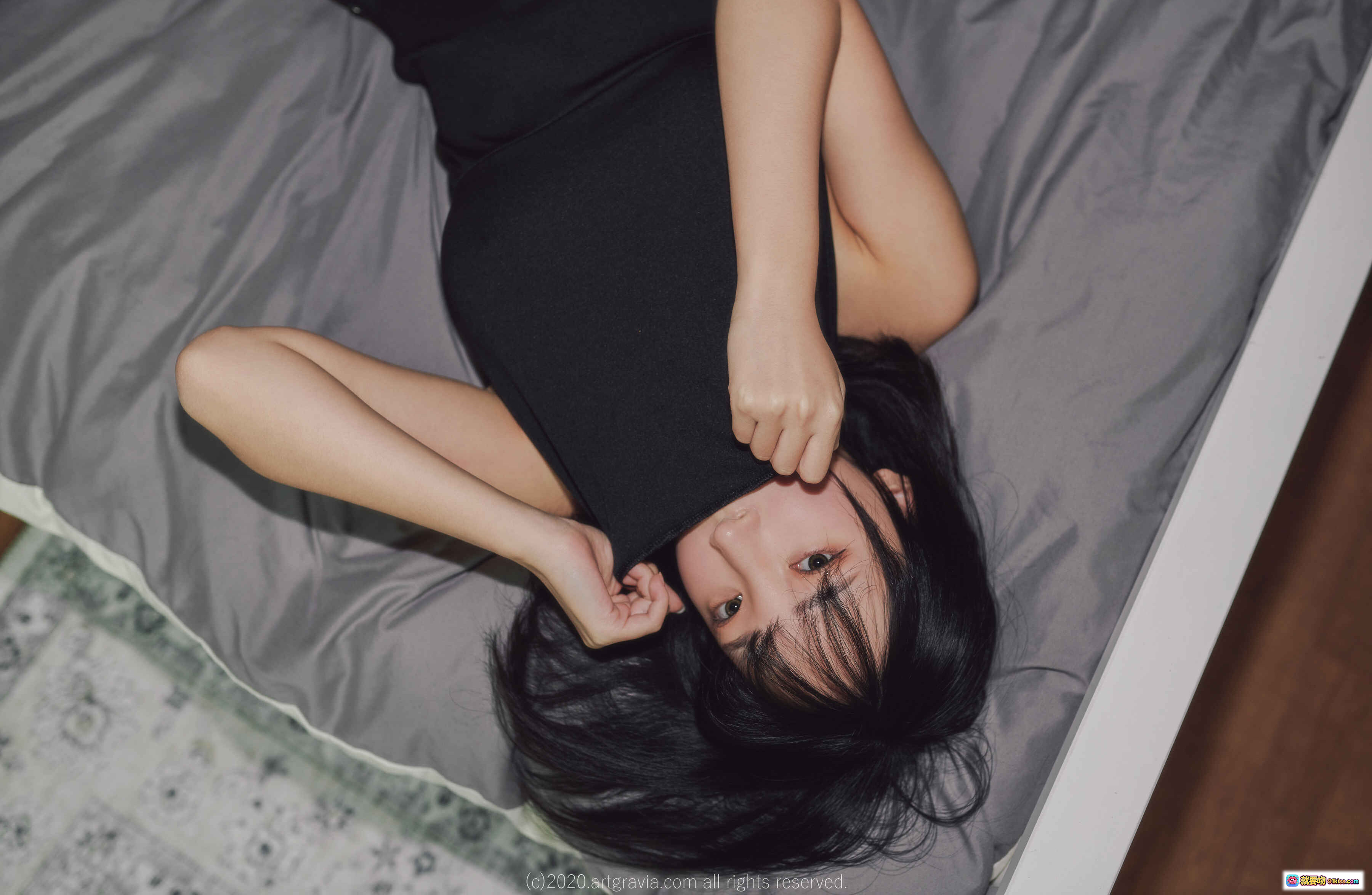 图片[8] - 姜仁卿NO.025 ARTGRAVIA_VOL153 红色蕾丝内衣性感写真 绿沙发蓝枕私房美拍 优雅姿态居家氛围 - 就要吻