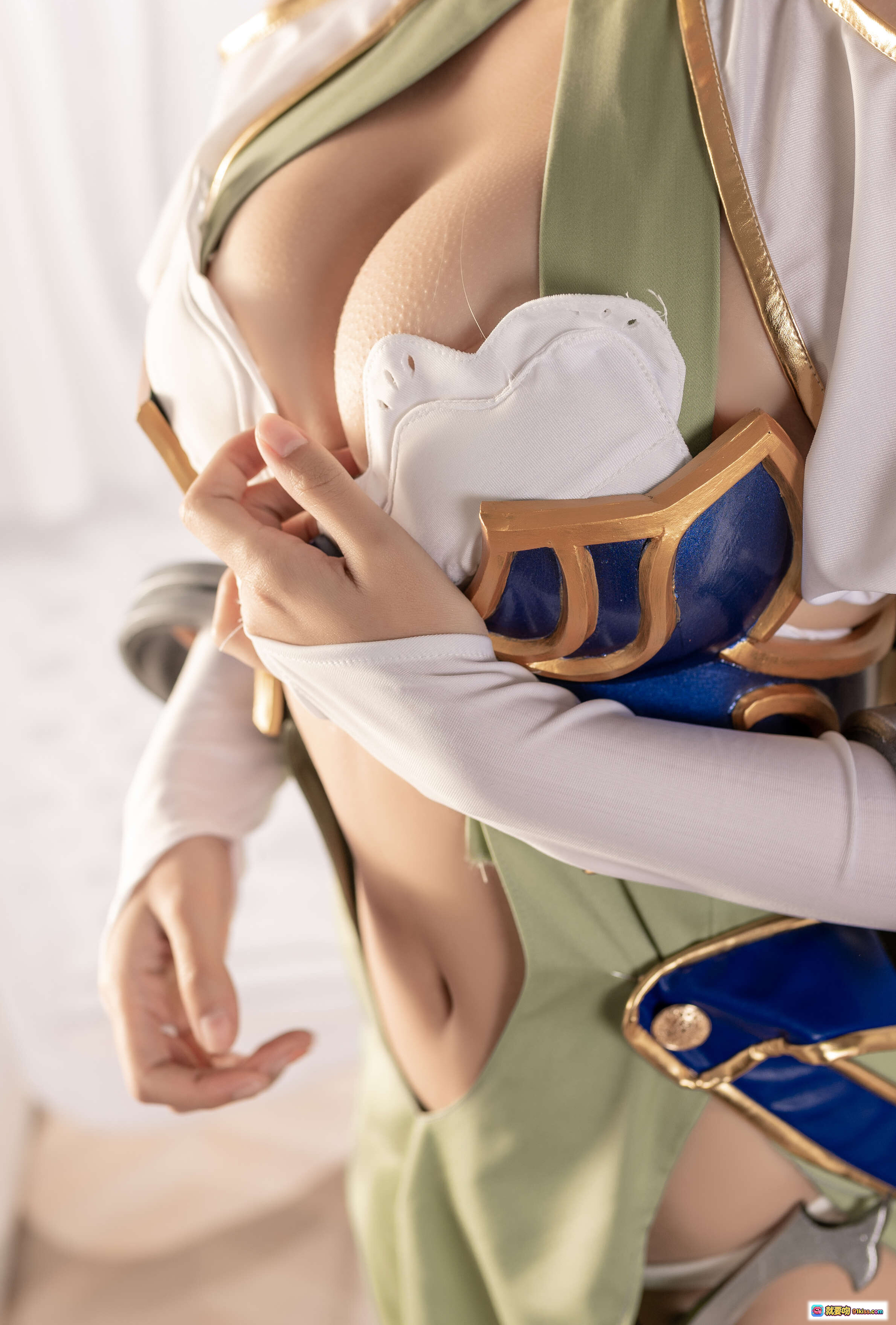 图片[7] - 蠢沫沫NO.105精灵村第一村人cos写真40P高清美图-绿色战甲蓝金装饰性感姿态 - 就要吻