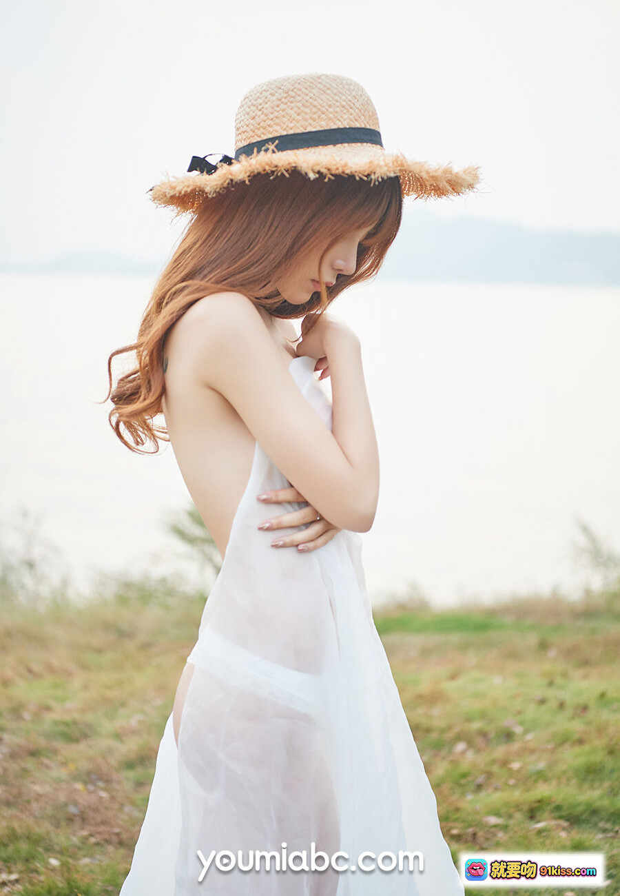 图片[3] - 伊园女神小语草帽白裙写真｜YouMi尤蜜2019年12月14日清新户外人像摄影 - 就要吻