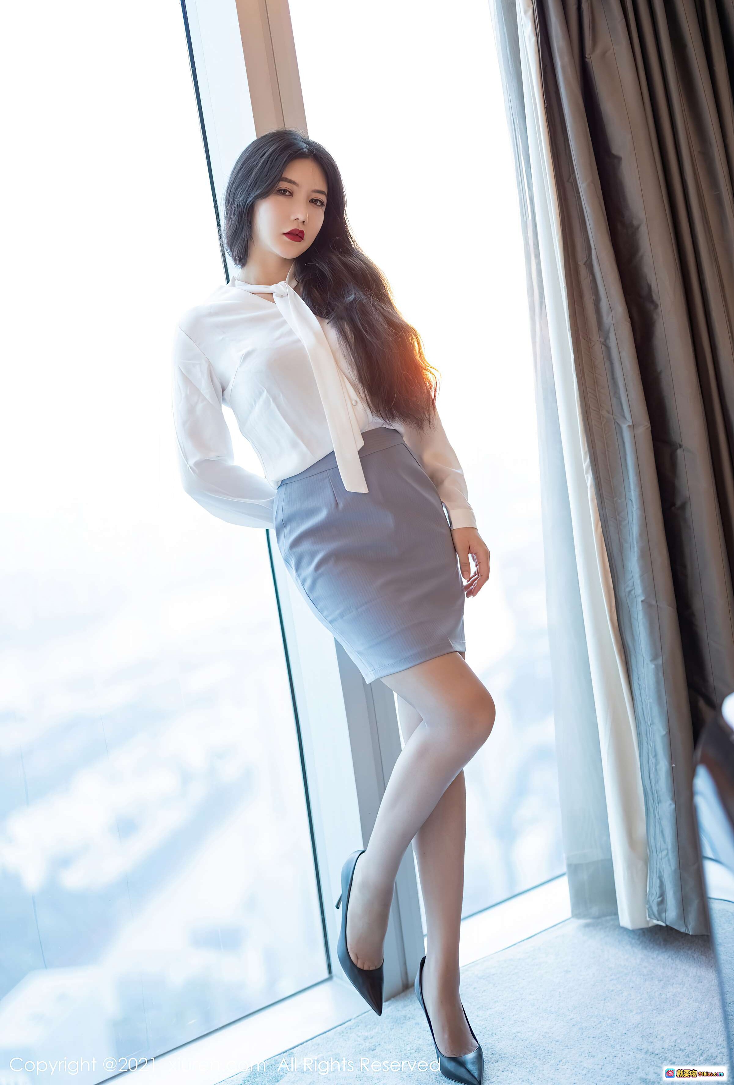 图片[9] - 心妍小公主性感写真｜灰色蕾丝内衣搭配白色衬衫短裙｜秀人网2021年2月精选高清美图 - 就要吻