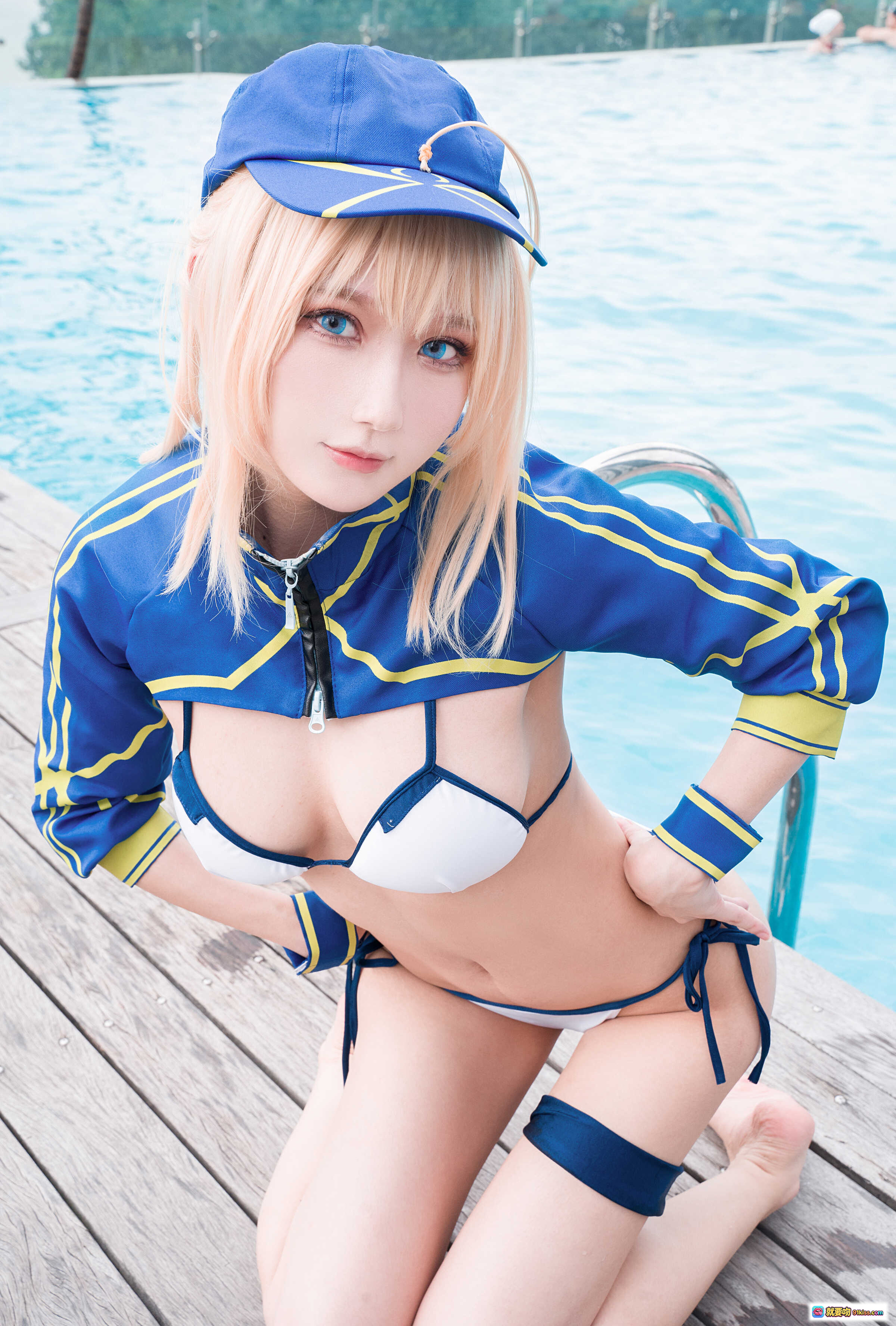 图片[4] - 阿包兔娘NO.023谜之女主角X毛水着Cosplay蓝黄制服比基尼户外写真25P高清美图 - 就要吻