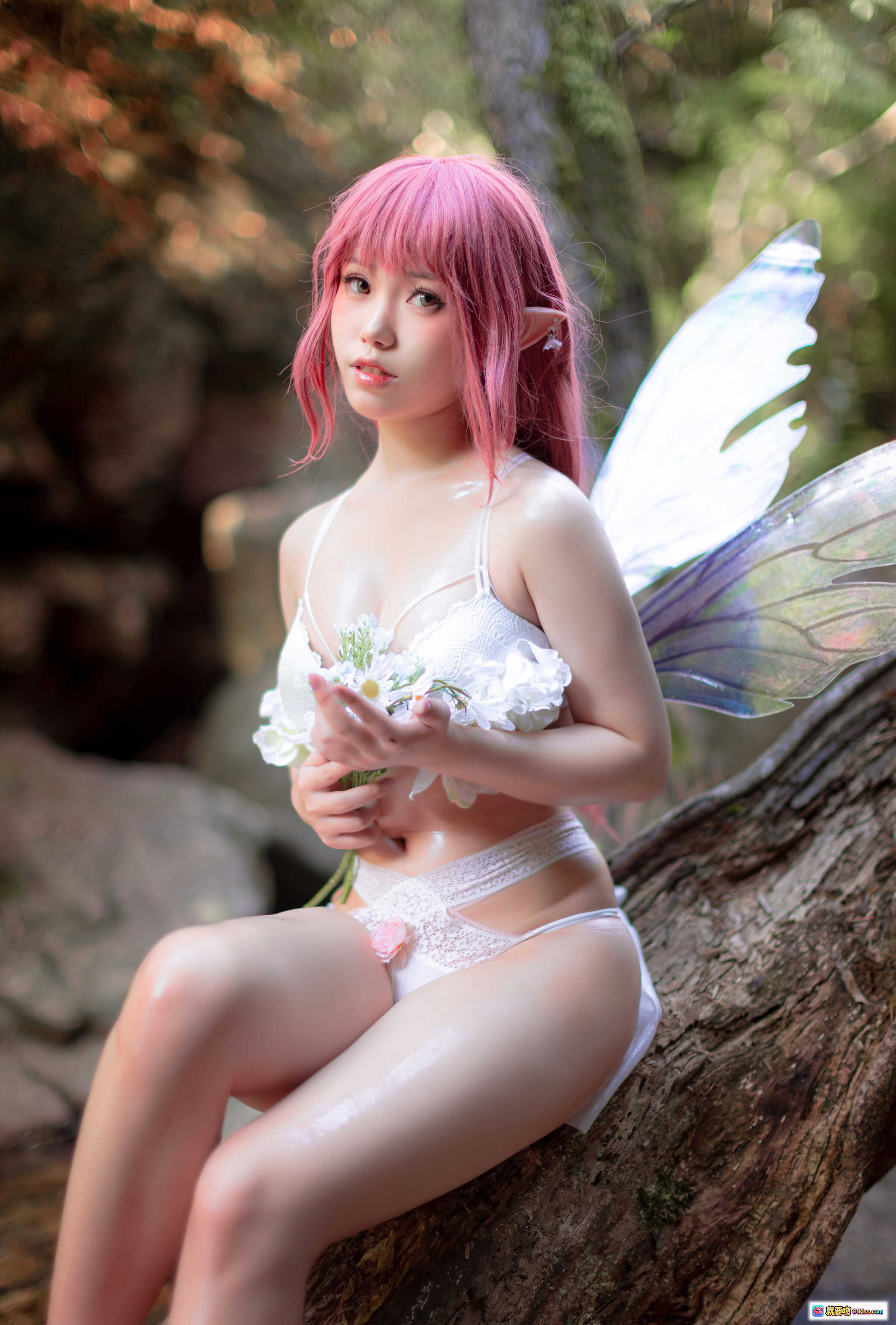 图片[9] - 一北亦北NO.005花精灵Cosplay写真｜粉发精灵少女溪边水景｜彩色蝶翼+弓箭道具｜自然岩石背景｜71P高清图集 - 就要吻