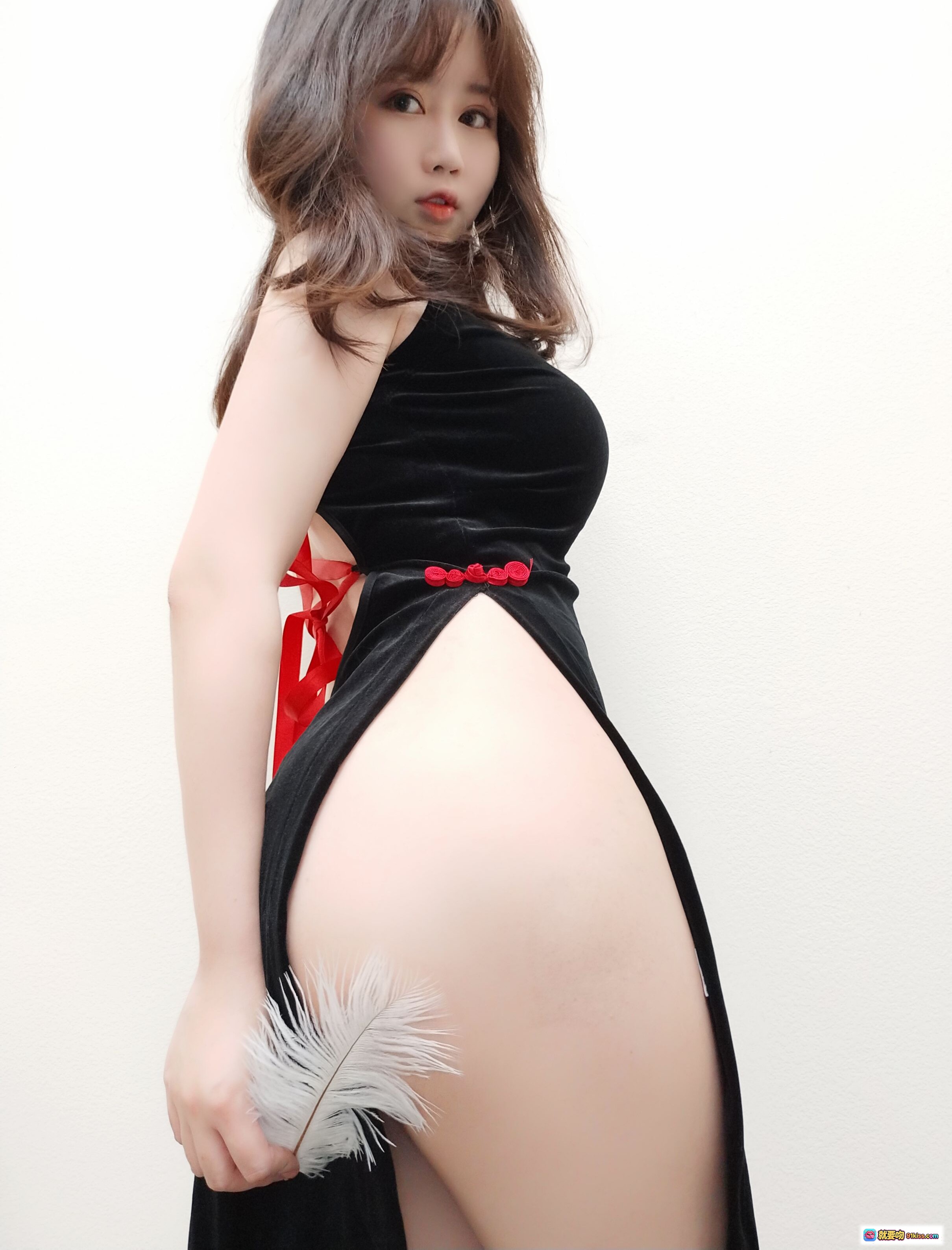 图片[9] - 依酱吖NO.008黑丝旗袍写真25P性感优雅私房照高清美图 - 就要吻