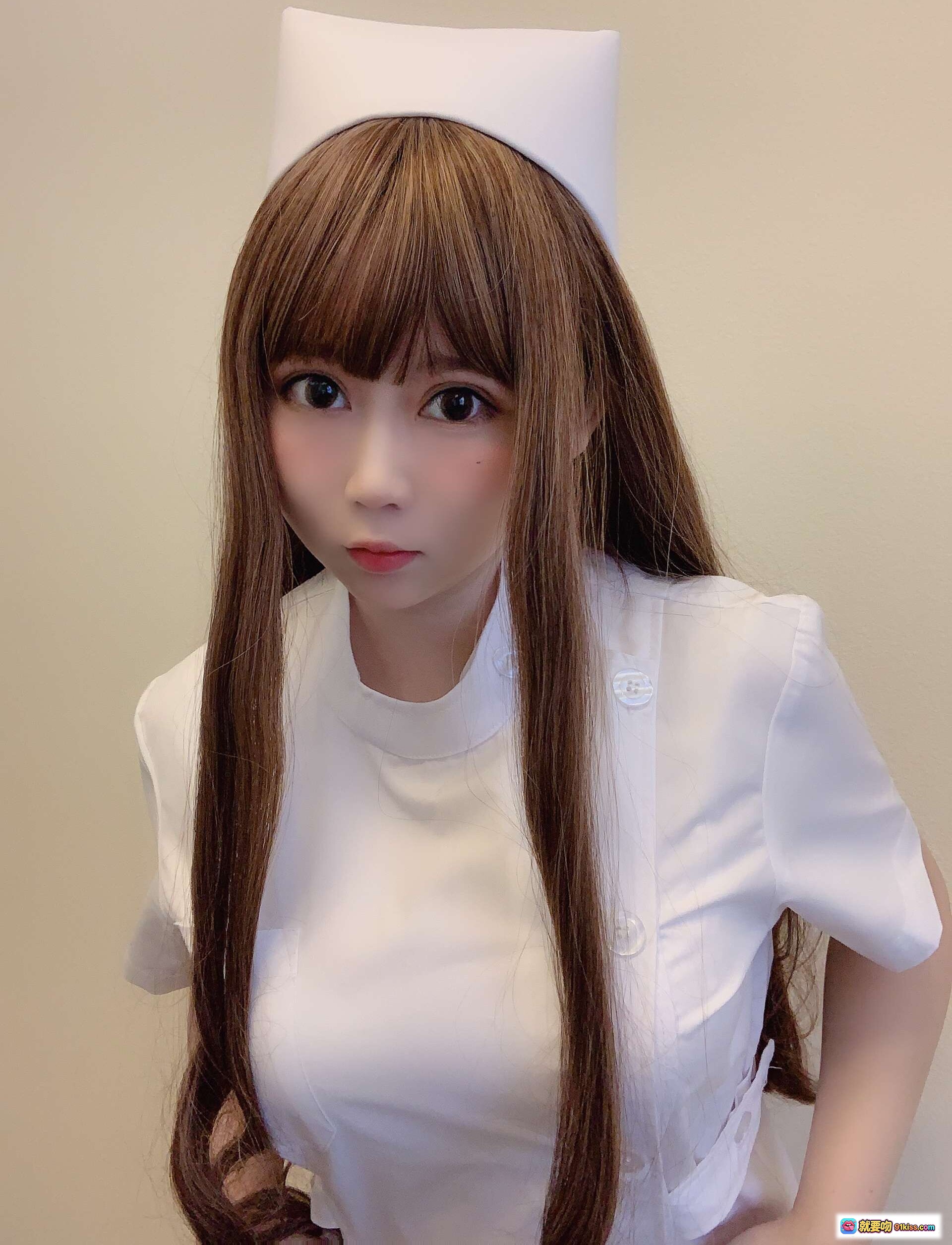 图片[2] - 依酱吖NO.011性感护士写真23P-32MB 白衬衫蕾丝内衣长发甜美自拍私房美图 - 就要吻