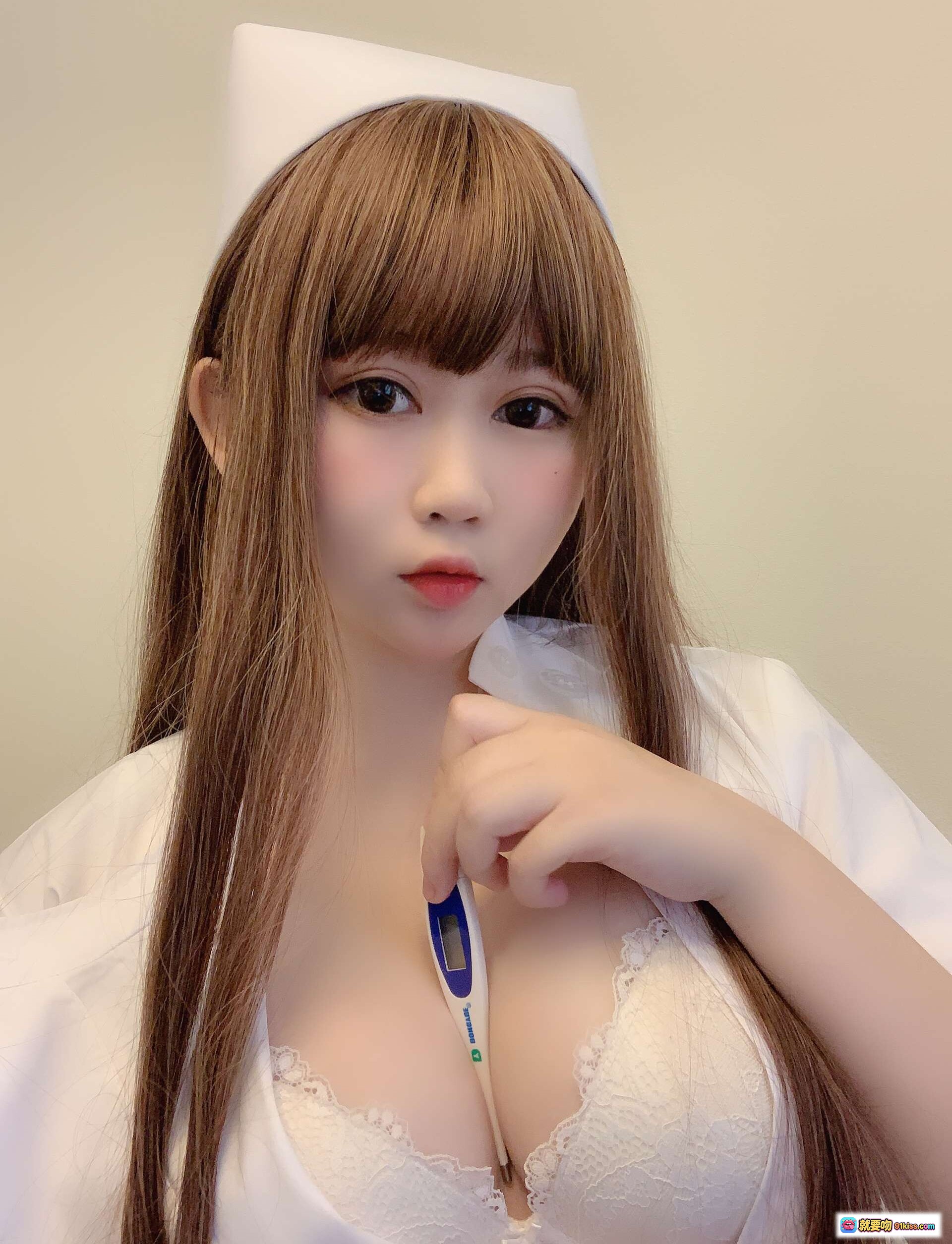 图片[4] - 依酱吖NO.011性感护士写真23P-32MB 白衬衫蕾丝内衣长发甜美自拍私房美图 - 就要吻