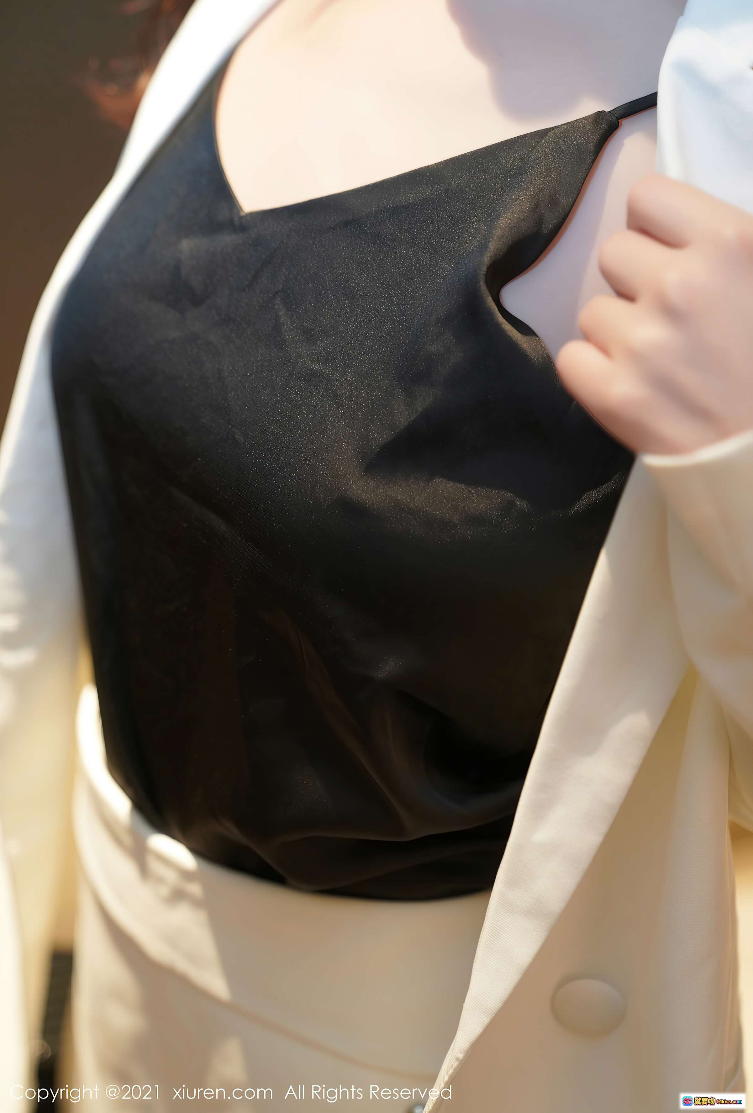 图片[5] - 月音瞳黑丝美腿性感写真｜XIUREN秀人网2021.03.17 VOL.3212高清私房图集 - 就要吻