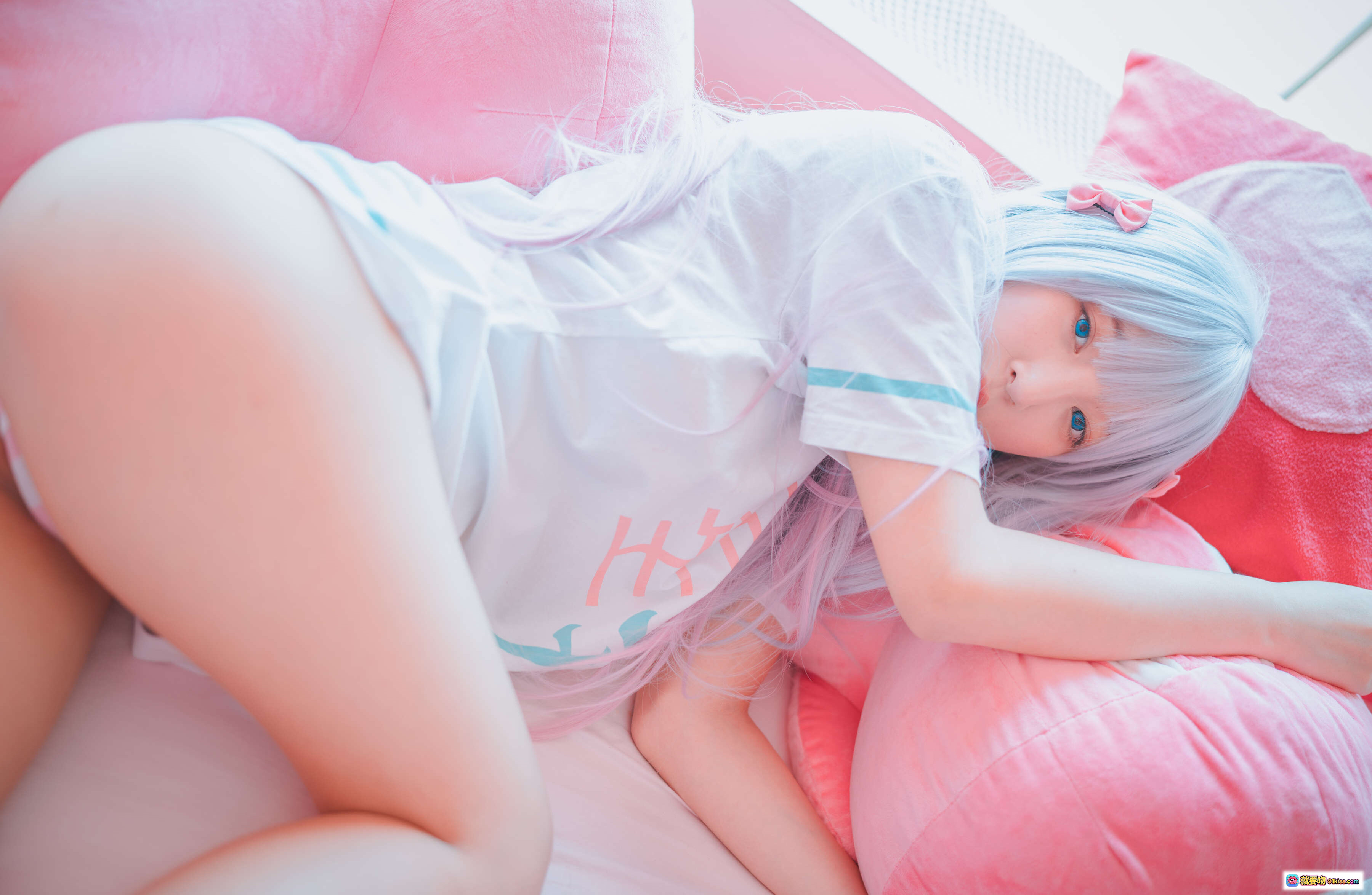 图片[6] - 姜仁卿 NO.038 Eromanga Sensei 白发少女居家写真 粉色系床品 纯欲风cosplay 侧坐回眸 甜美诱惑 无视频 - 就要吻