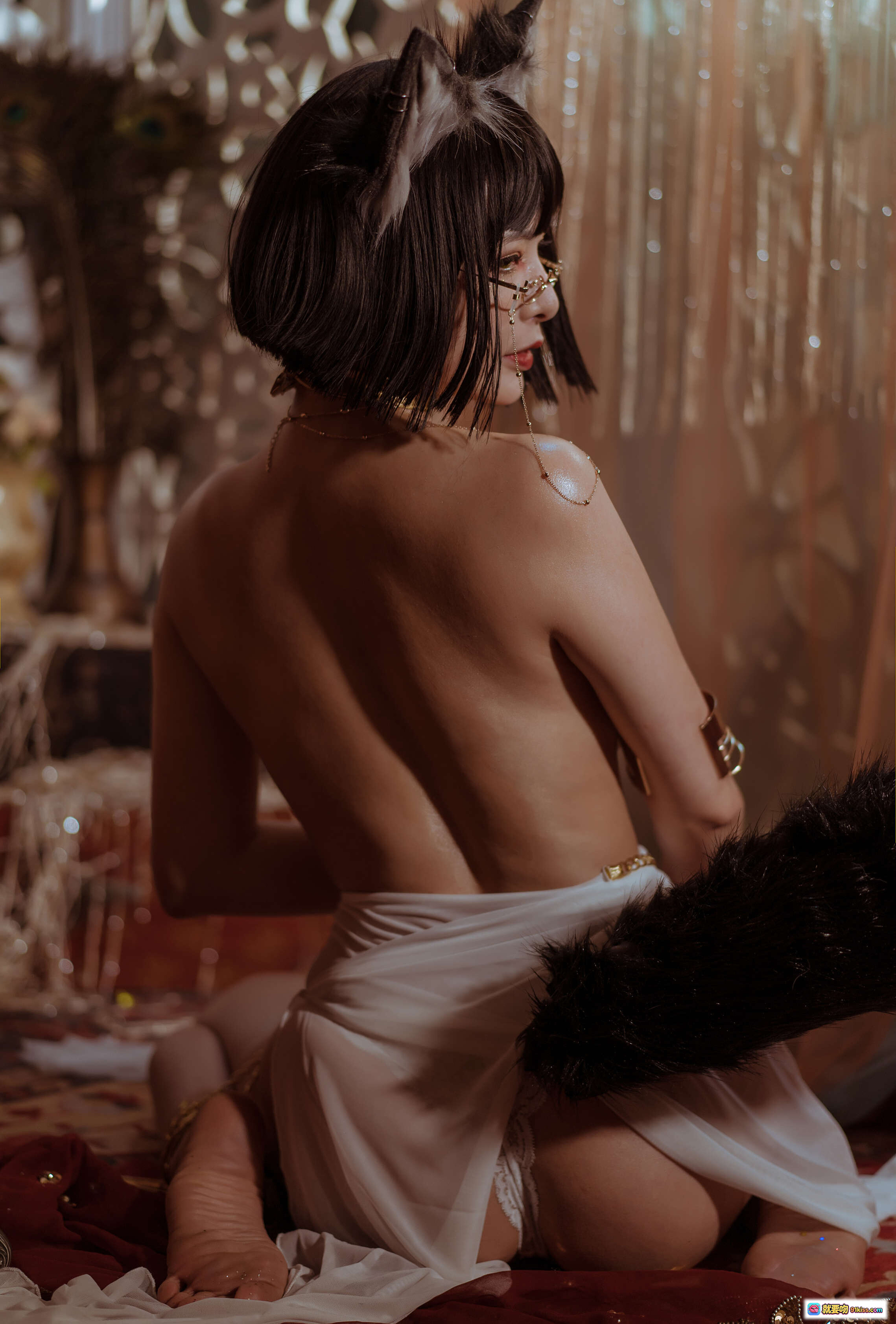 图片[4] - 秋和柯基NO.020宫廷狼妖兽耳娘写真-白纱金饰猫耳美腿性感私房摄影集 - 就要吻