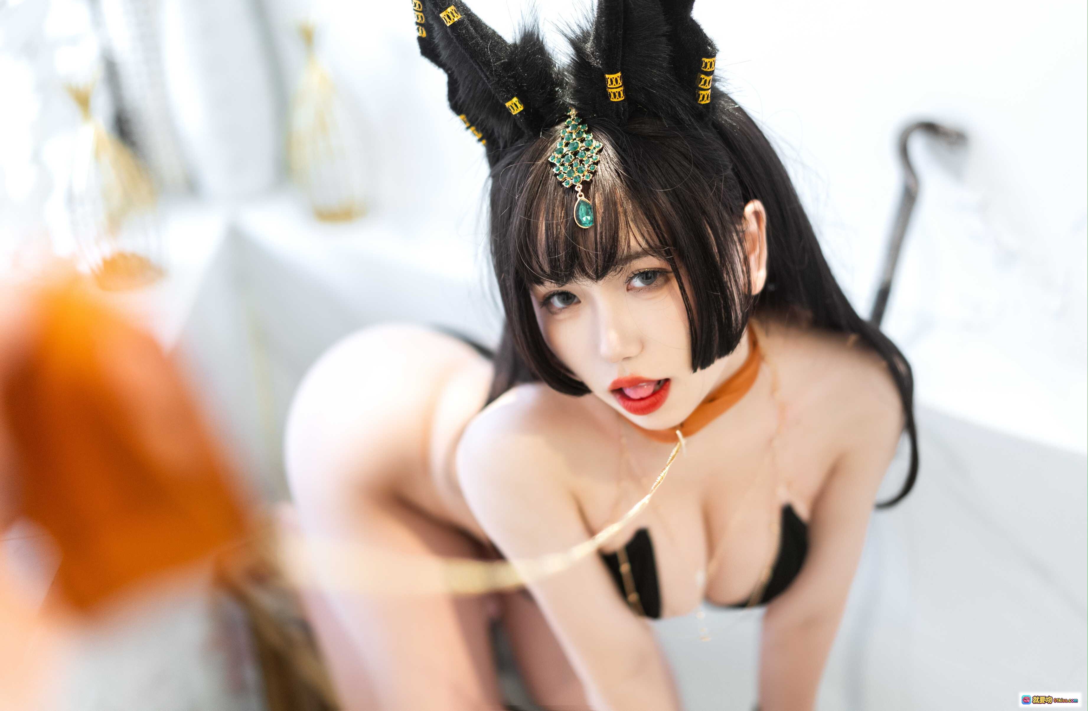 图片[7] - 北亦北NO.008阿努比斯cosplay写真｜橙色系性感装束+黑猫耳饰+权杖道具｜24P高清图集 - 就要吻