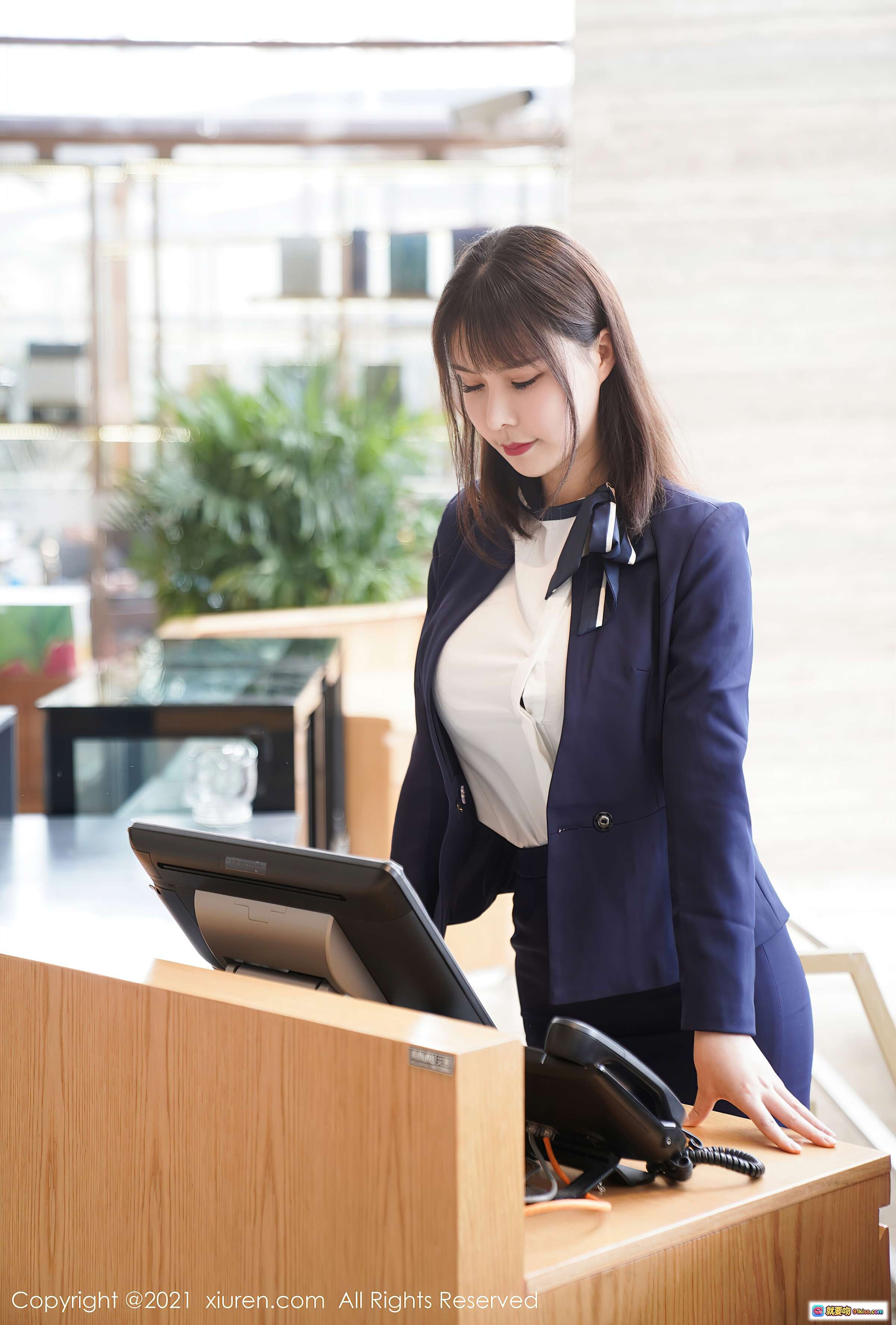图片[6] - 晓鱼酱性感职场OL风制服美腿高跟丝袜写真 – XIUREN秀人网2021.03.19 VOL.3221 - 就要吻