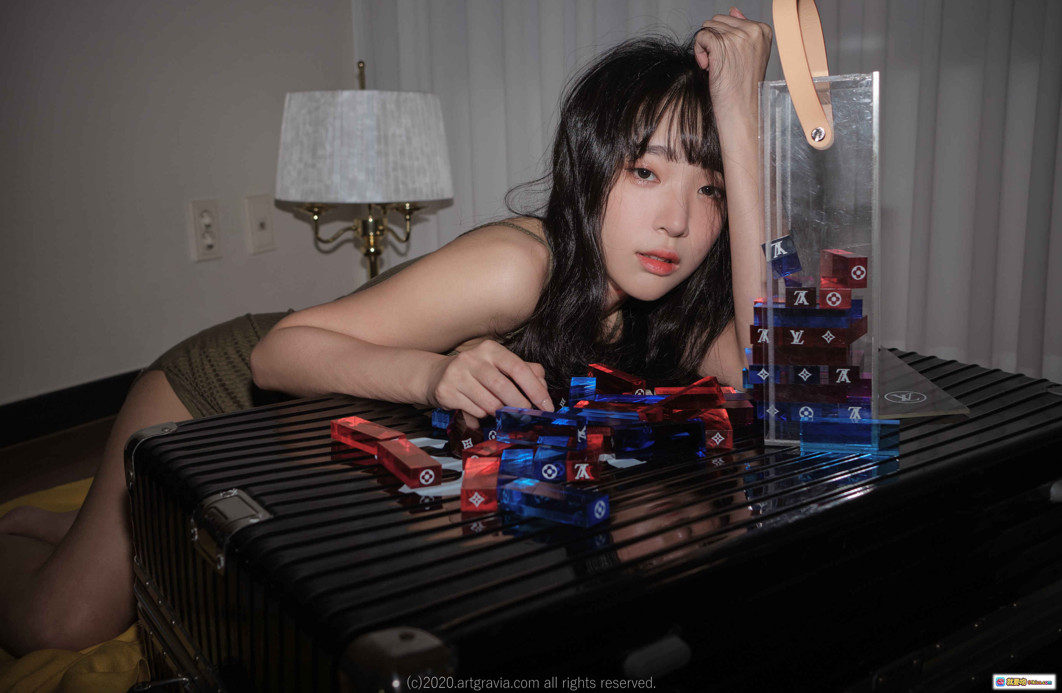 图片[8] - 姜仁卿NO.029 ARTGRAVIA_VOL190 白被窝慵懒少女写真 温柔眼神黑发特写 床上私房氛围感美图 - 就要吻