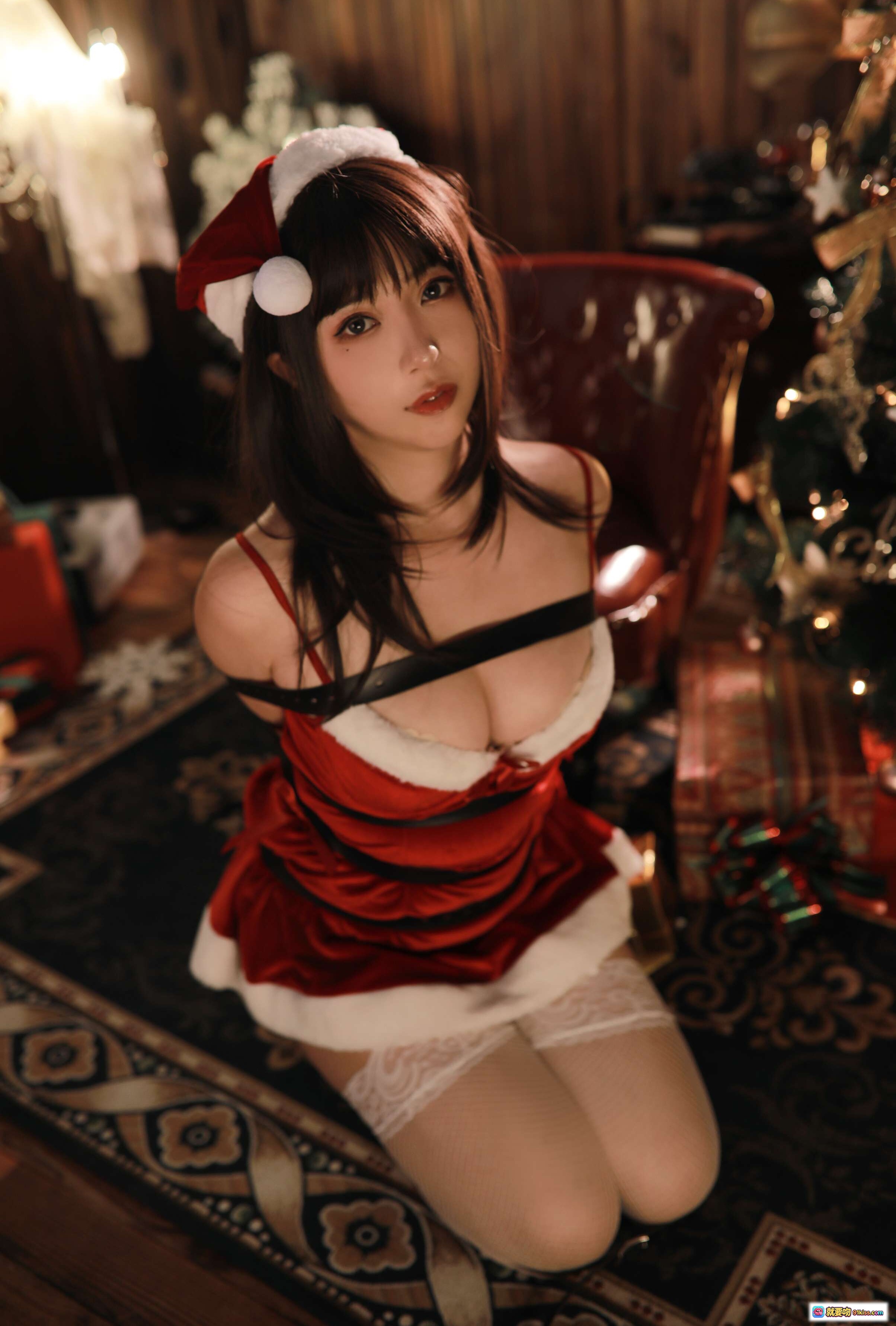 图片[9] - 圣诞女郎捆绑写真｜小容仔咕咕咕w NO.003 圣诞礼物主题｜红裙白袜黑绑带｜49P高清图集 - 就要吻