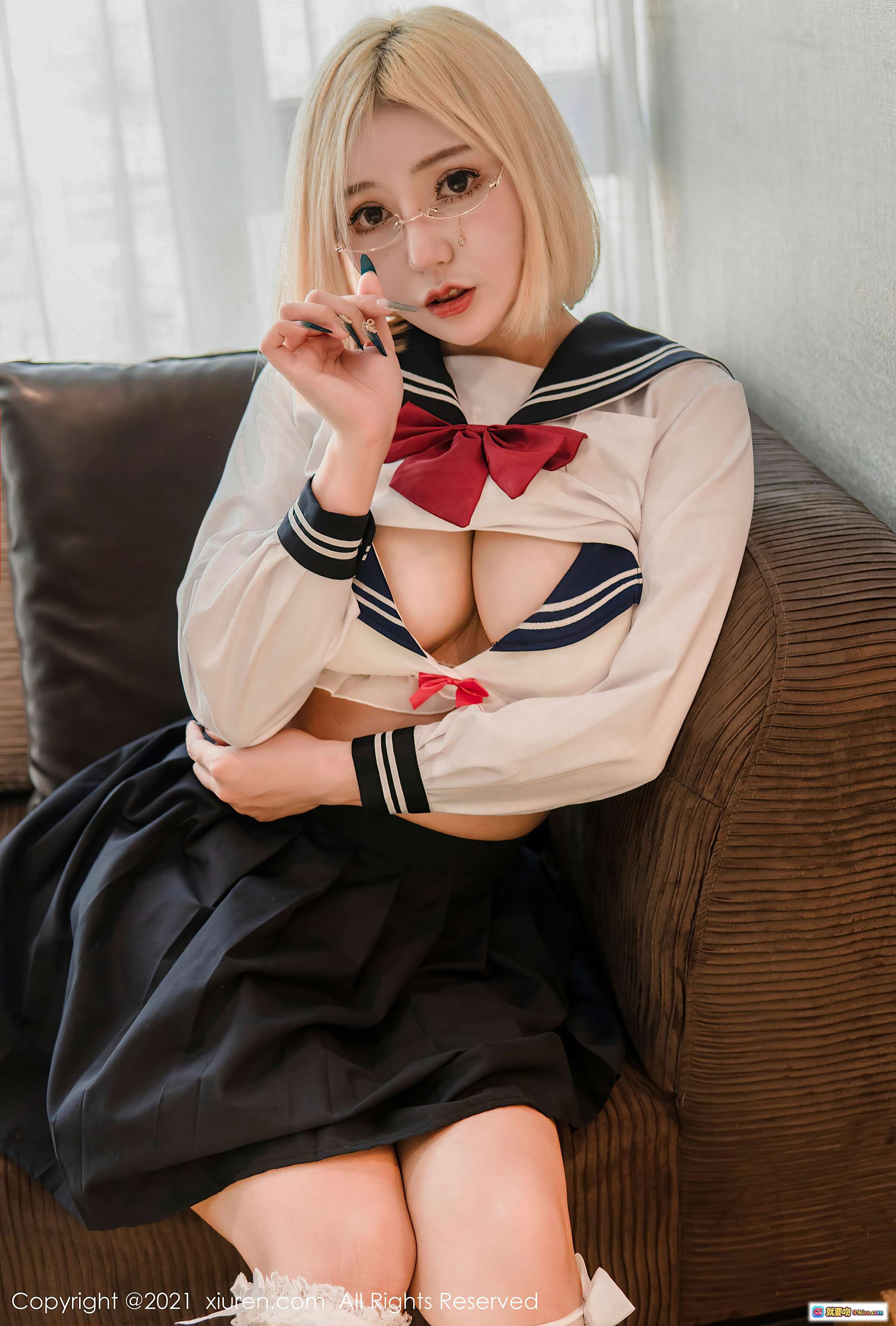 图片[8] - 文静儿日系水手服写真｜金发少女沙发私房照｜秀人网2021.03.04 VOL.3163高清图集 - 就要吻