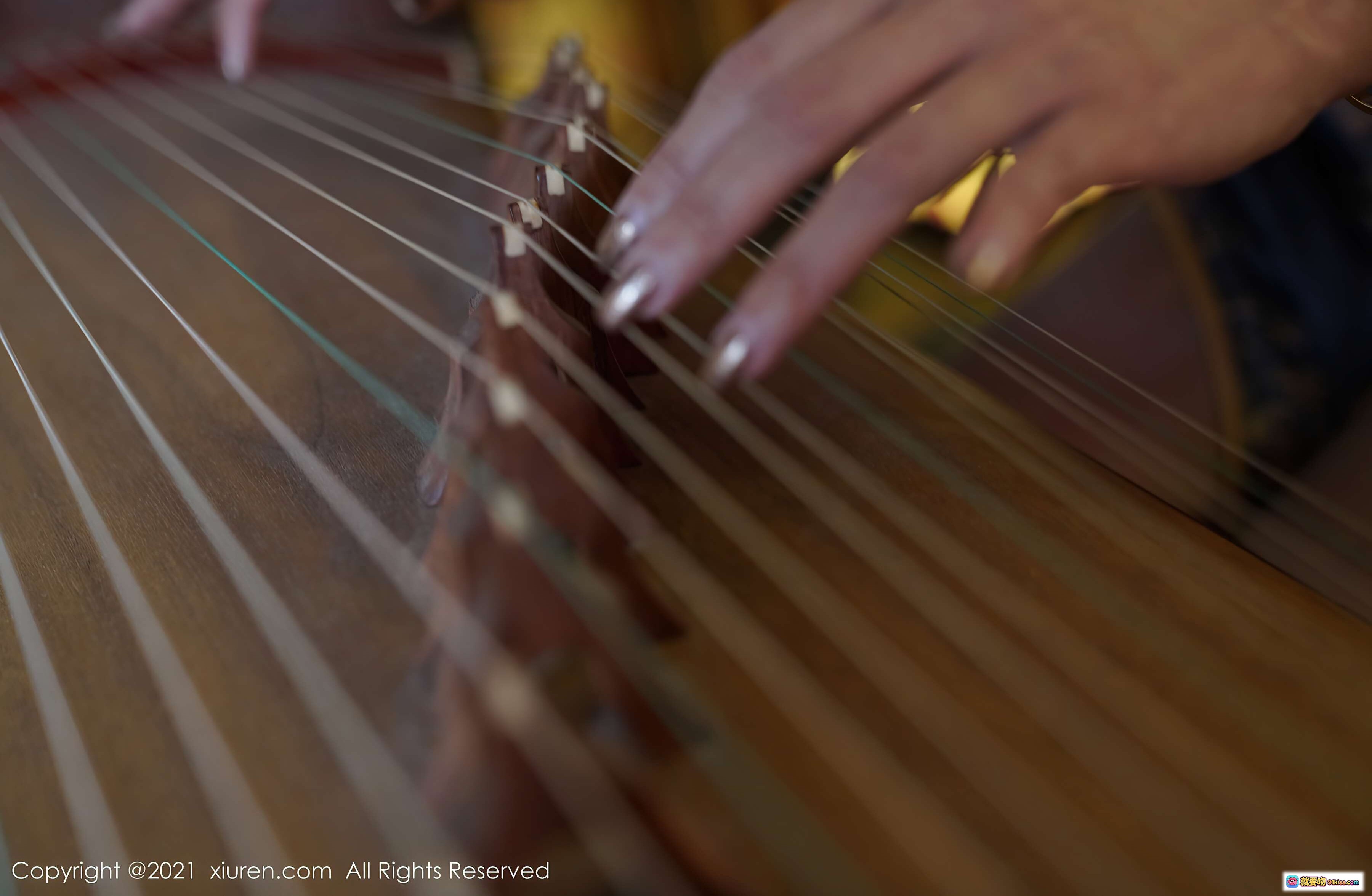 图片[5] - 果儿Victoria古风旗袍写真｜手持毛笔竹简｜中式雅韵摄影｜秀人网2021 VOL.3263 - 就要吻