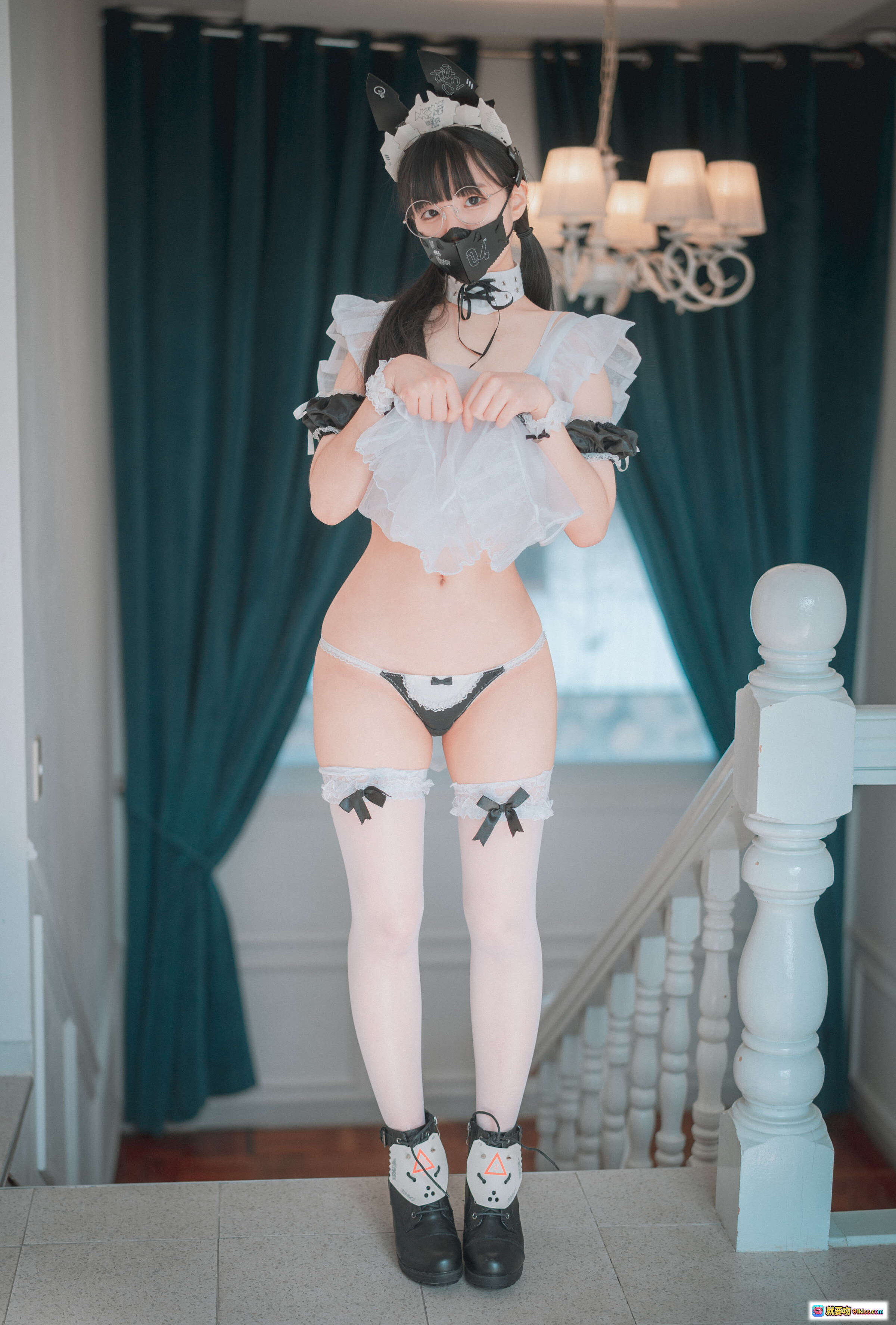 图片[7] - 韩国正妹Jenny8女仆装写真 – 白丝蕾丝黑袜猫耳眼镜美臀私房照 - 就要吻