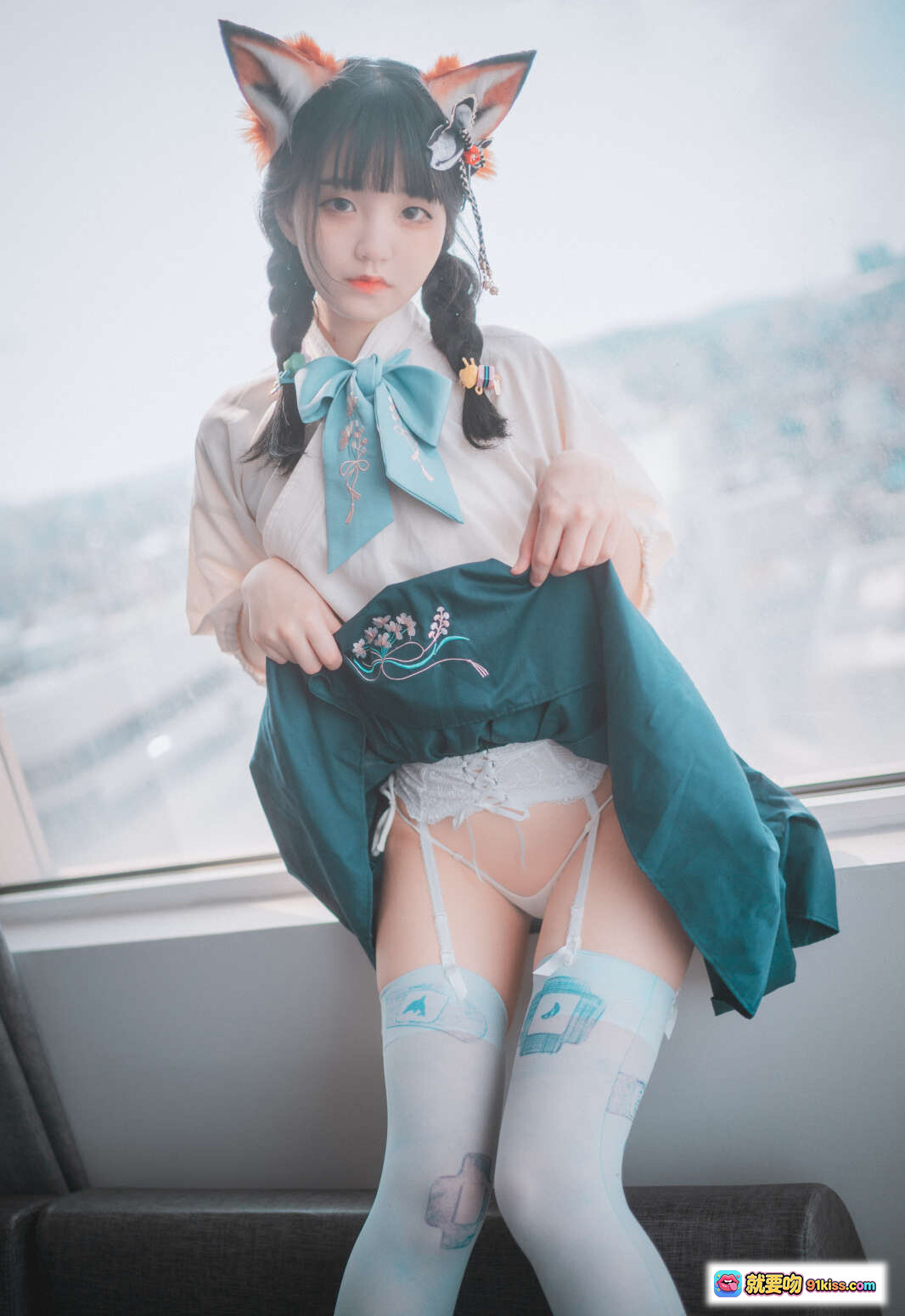 图片[5] - 韩国正妹Jenny 6 狐耳汉服写真 白丝美腿 甜美少女风 床上私房照 - 就要吻