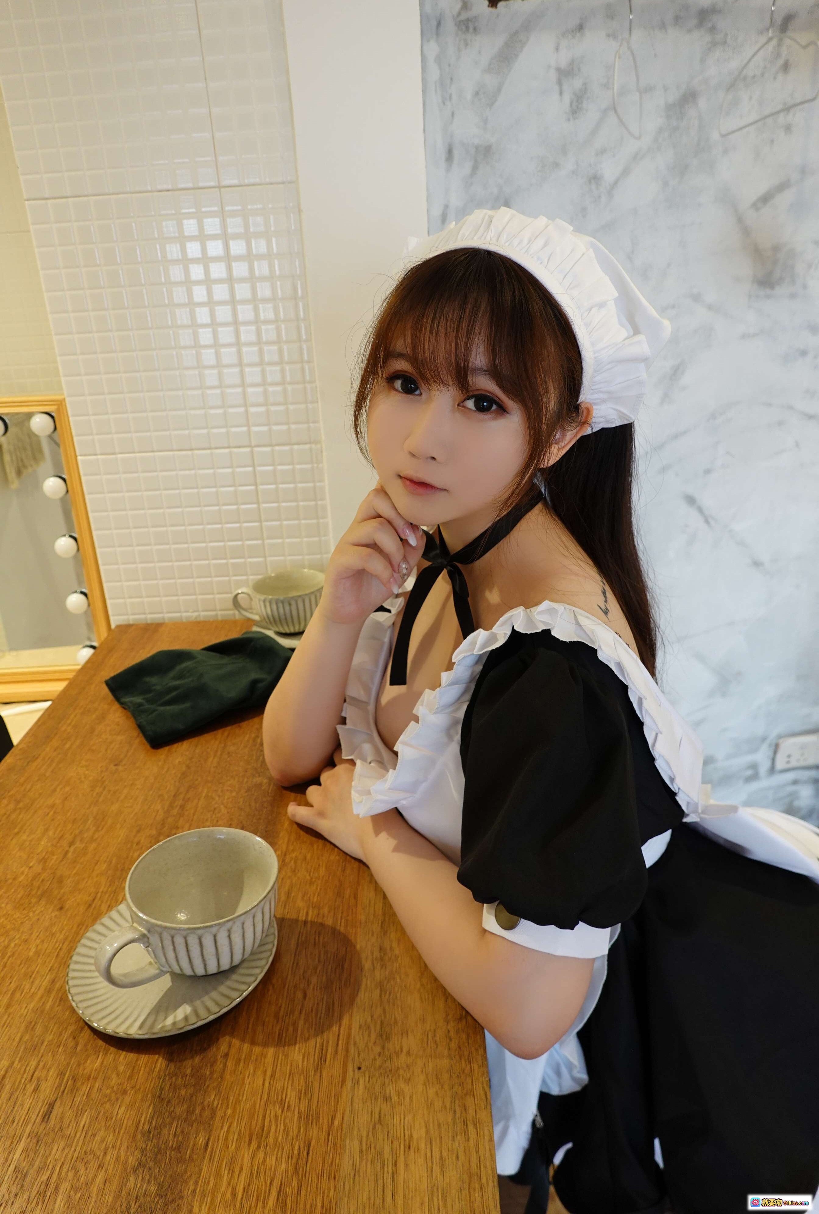 图片[5] - 依酱吖NO.017女仆2.0写真 | 黑白蕾丝女仆装 | 甜美性感自拍 | 26P高清图集 - 就要吻