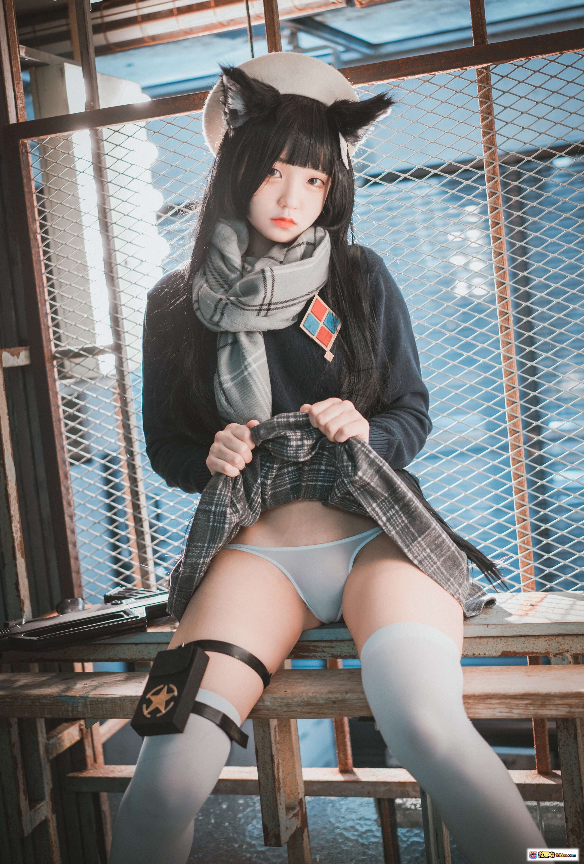 图片[7] - 韩国正妹Jenny 18 Cosplay Girls Frontline Type95纯白毕业装 白丝猫耳格裙工业风写真 - 就要吻