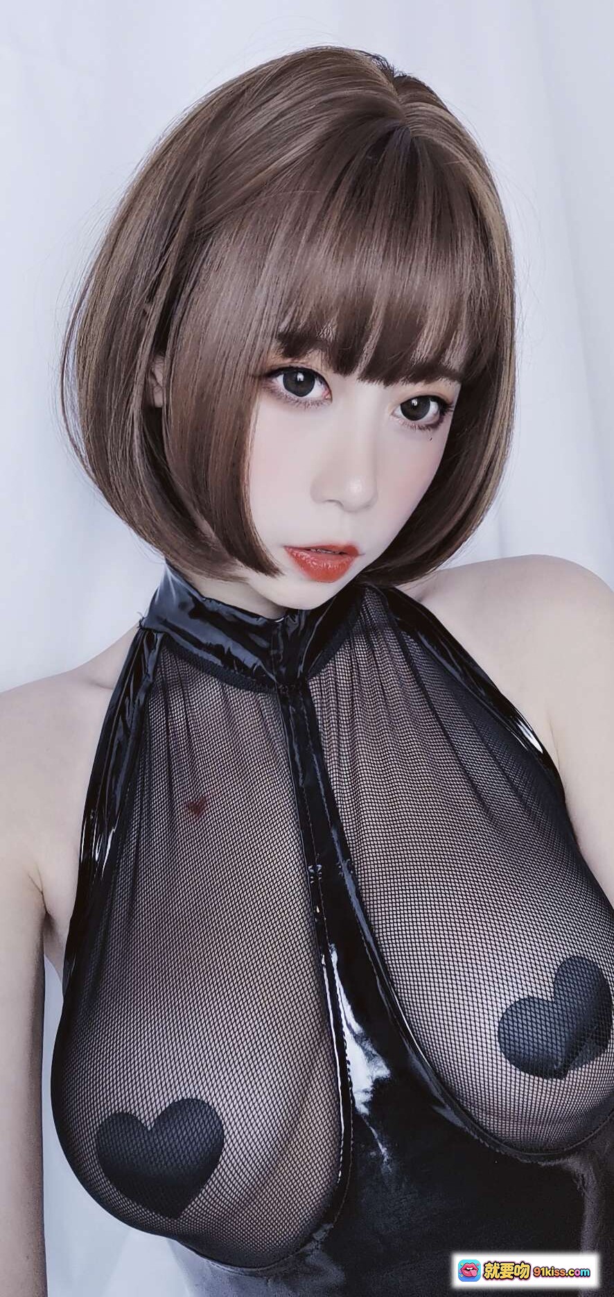 图片[3] - 奈汐酱nice NO.005 特工出动 黑色漆皮紧身衣 心形镂空设计 透视网纱 皮带束腰 性感写真 26P高清图集 - 就要吻