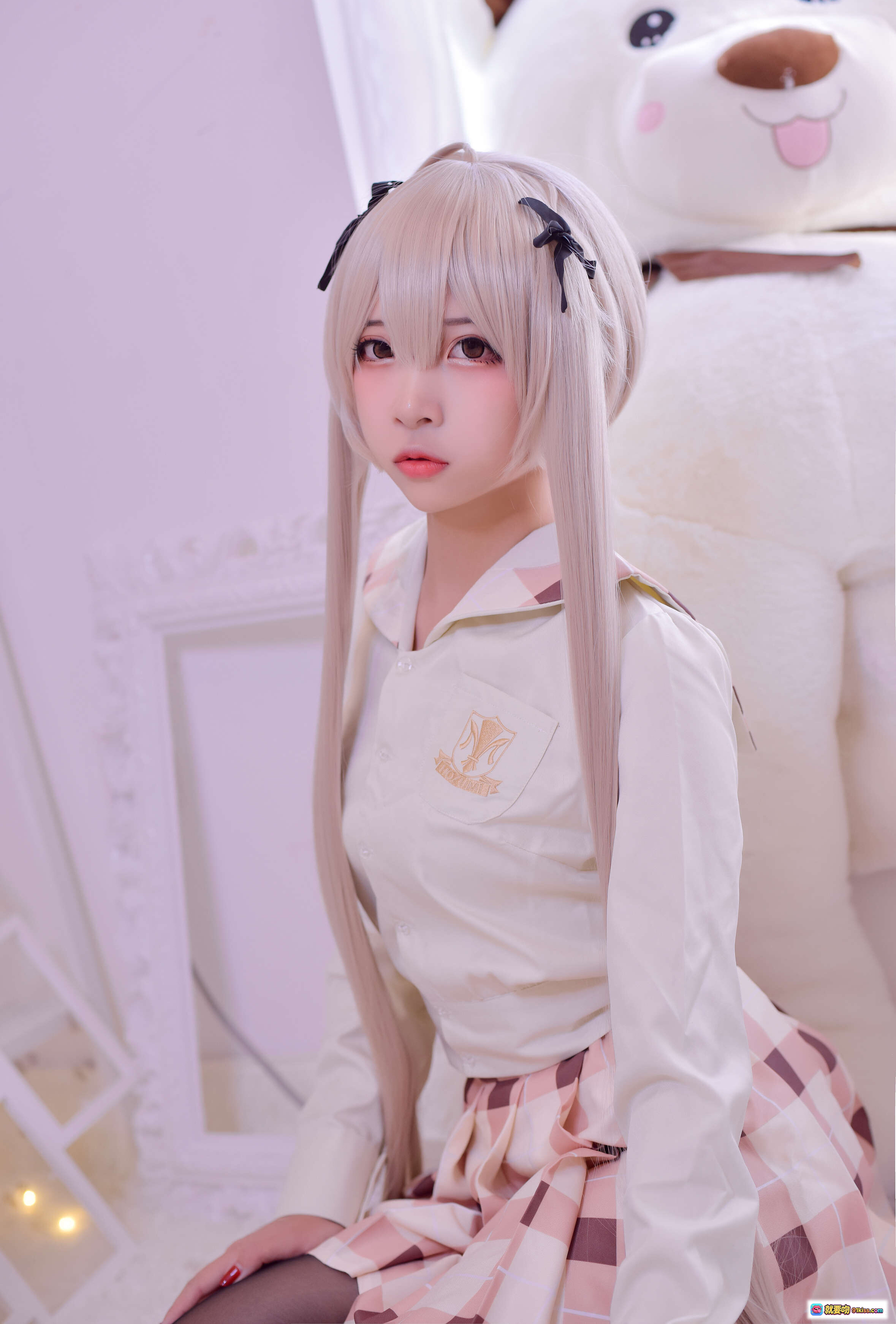 二佐Nisa NO.051 穹妹校服cosplay 金发双马尾 白色衬衫格子裙 萌系少女写真 甜美日系风格 - 就要吻