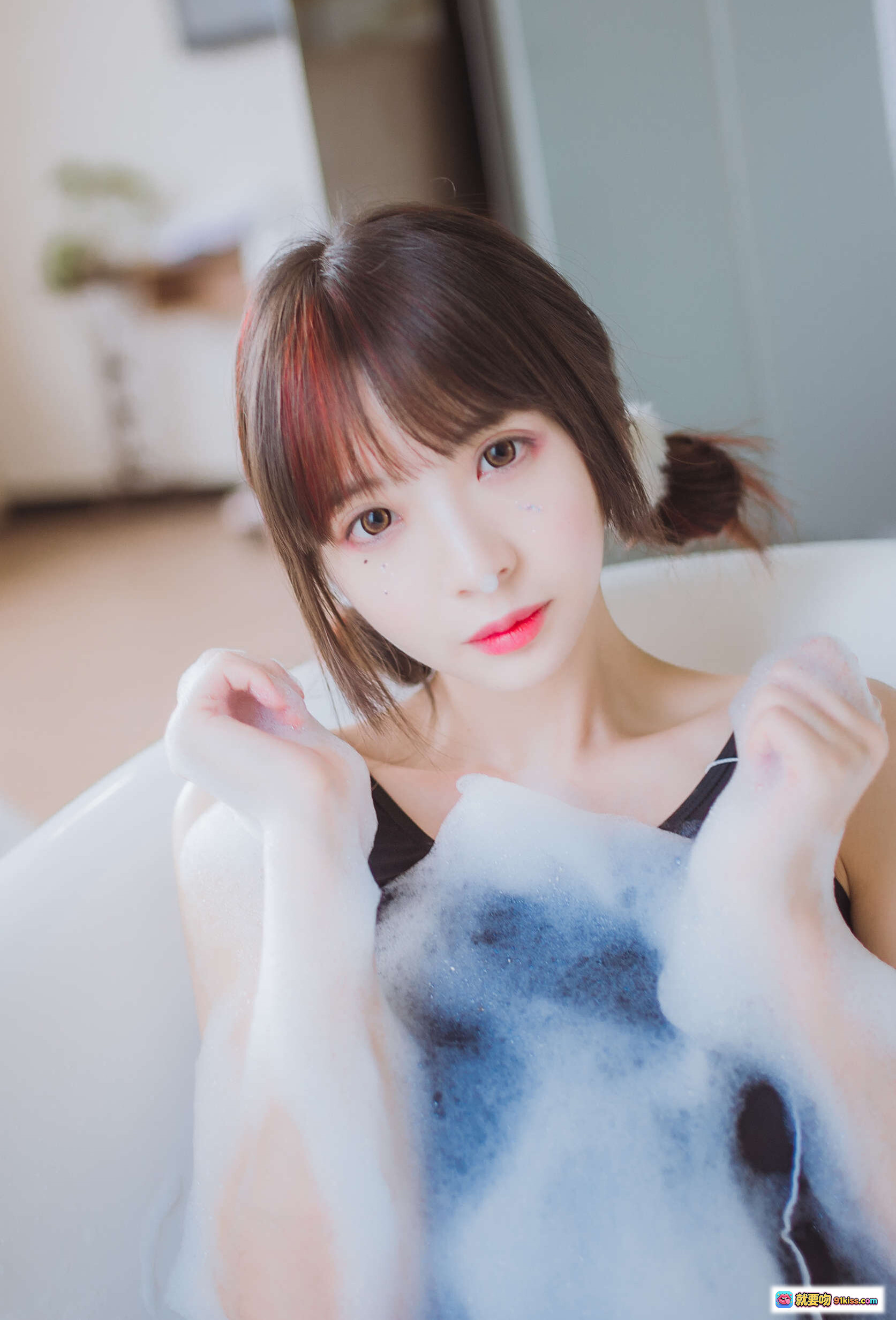 图片[3] - 疯猫ss NO.024 浴缸写真 33P高清美图 泡沫浴少女黑裙性感私房照 - 就要吻