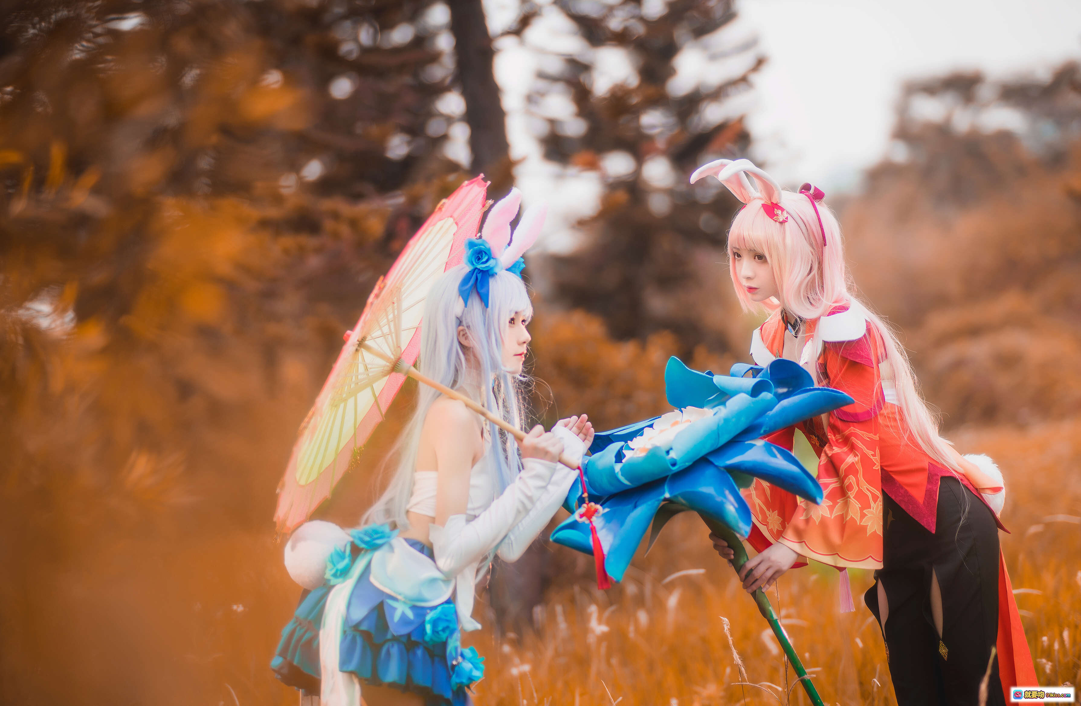 图片[10] - 疯喵ss×桜桃喵 双人公孙离cosplay 精美和风兔耳造型 草地日落场景 16P高清写真 - 就要吻