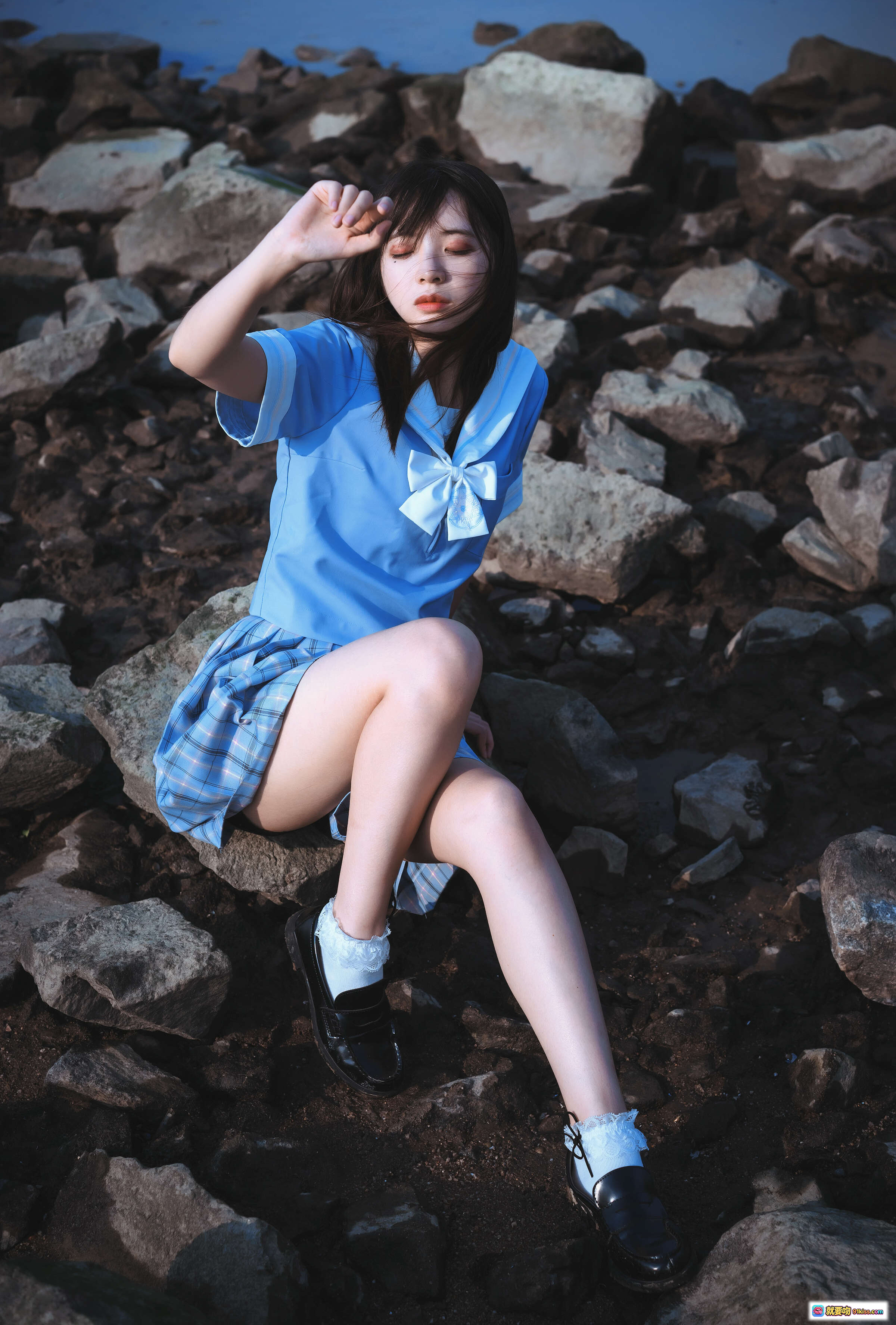 图片[4] - 疯猫ss NO.002 海鸥岛海边写真 蓝裙少女礁石滩拍照 清新自然风光 40P高清图集 - 就要吻