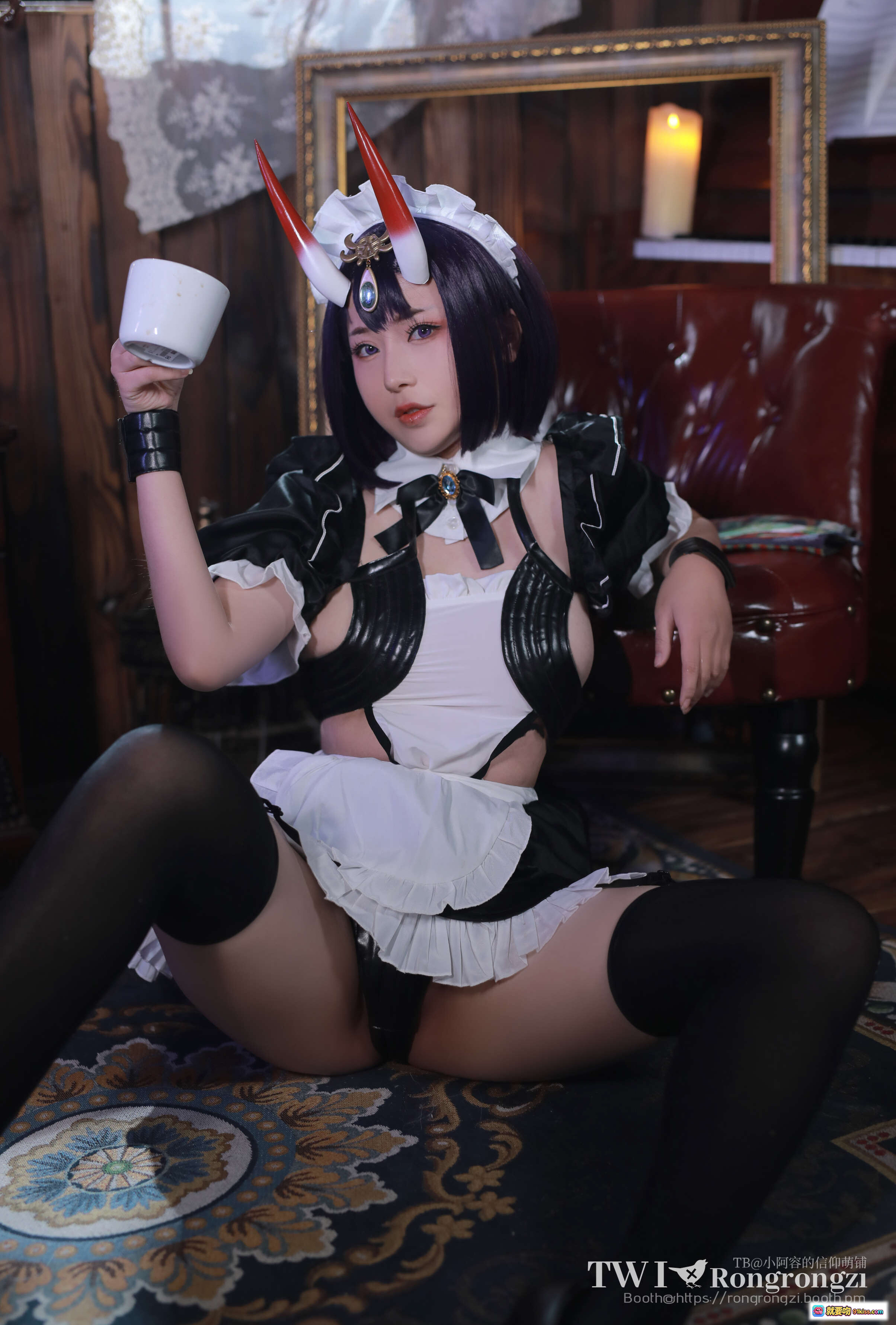 图片[9] - 小容仔咕咕咕w NO.008 酒吞童子女仆Cosplay写真 46P高清美图 黑白女仆装 紫发性感造型 腿部特写 二次元角色扮演 无视频纯图集 - 就要吻