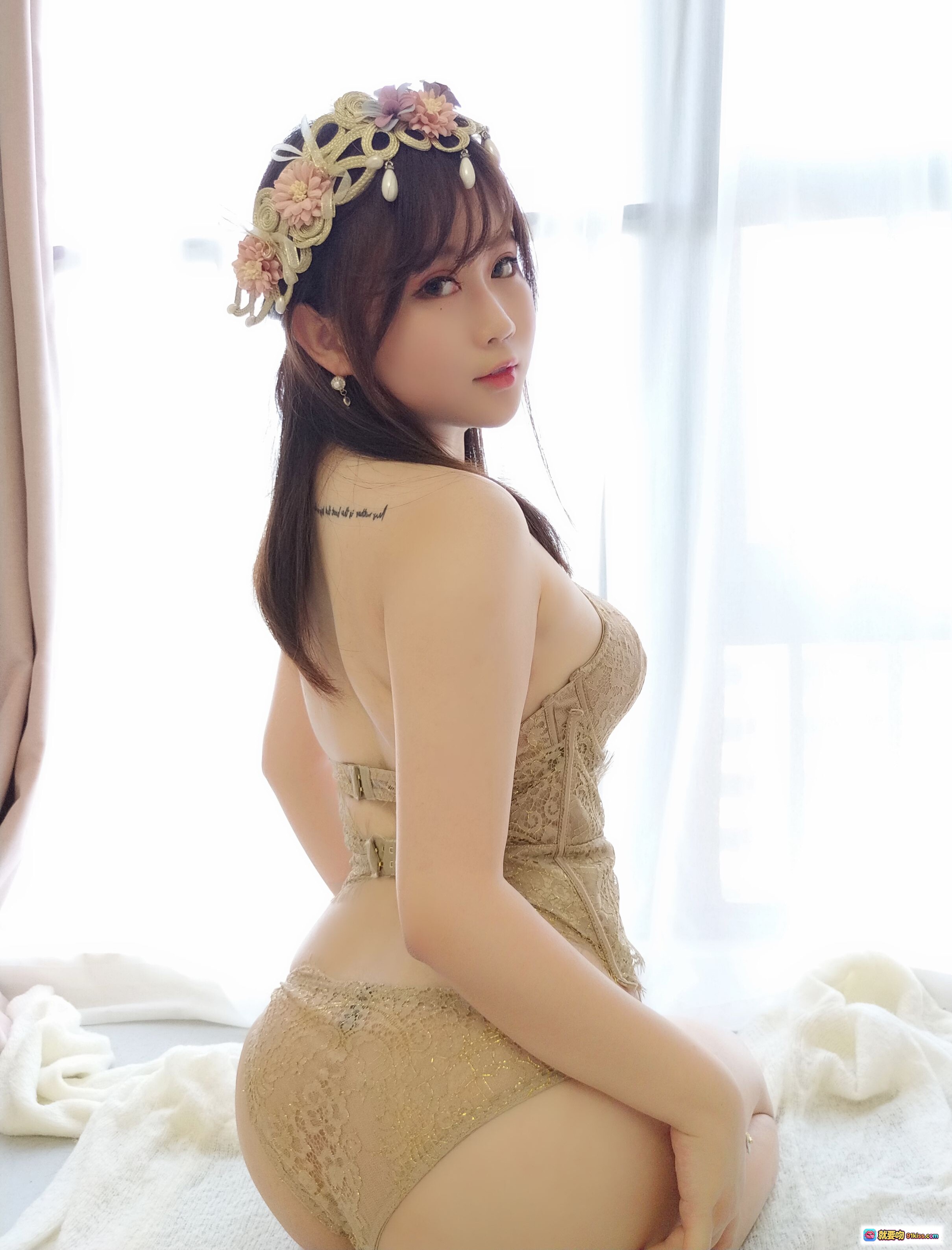 图片[5] - 依酱吖NO.009睡衣写真 24P42MB 蕾丝透视性感内衣 粉金链条装饰 私房美拍高清图集 - 就要吻