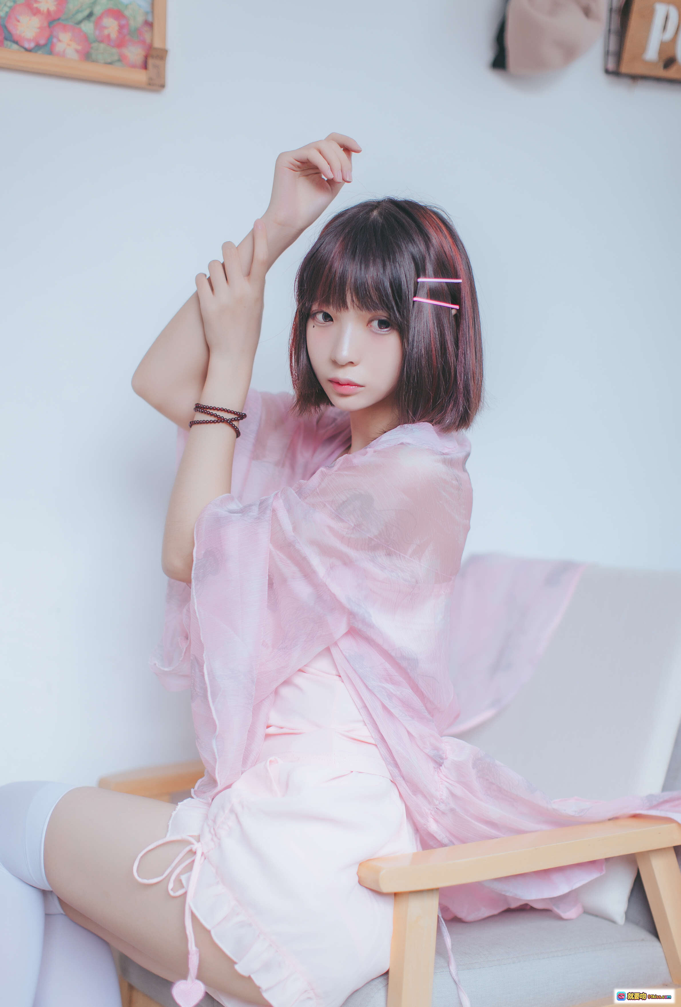 图片[5] - 疯猫ss NO.005 粉红日常写真 甜美少女 白丝美腿 窗边座椅 温馨咖啡馆 高清19P 184MB - 就要吻