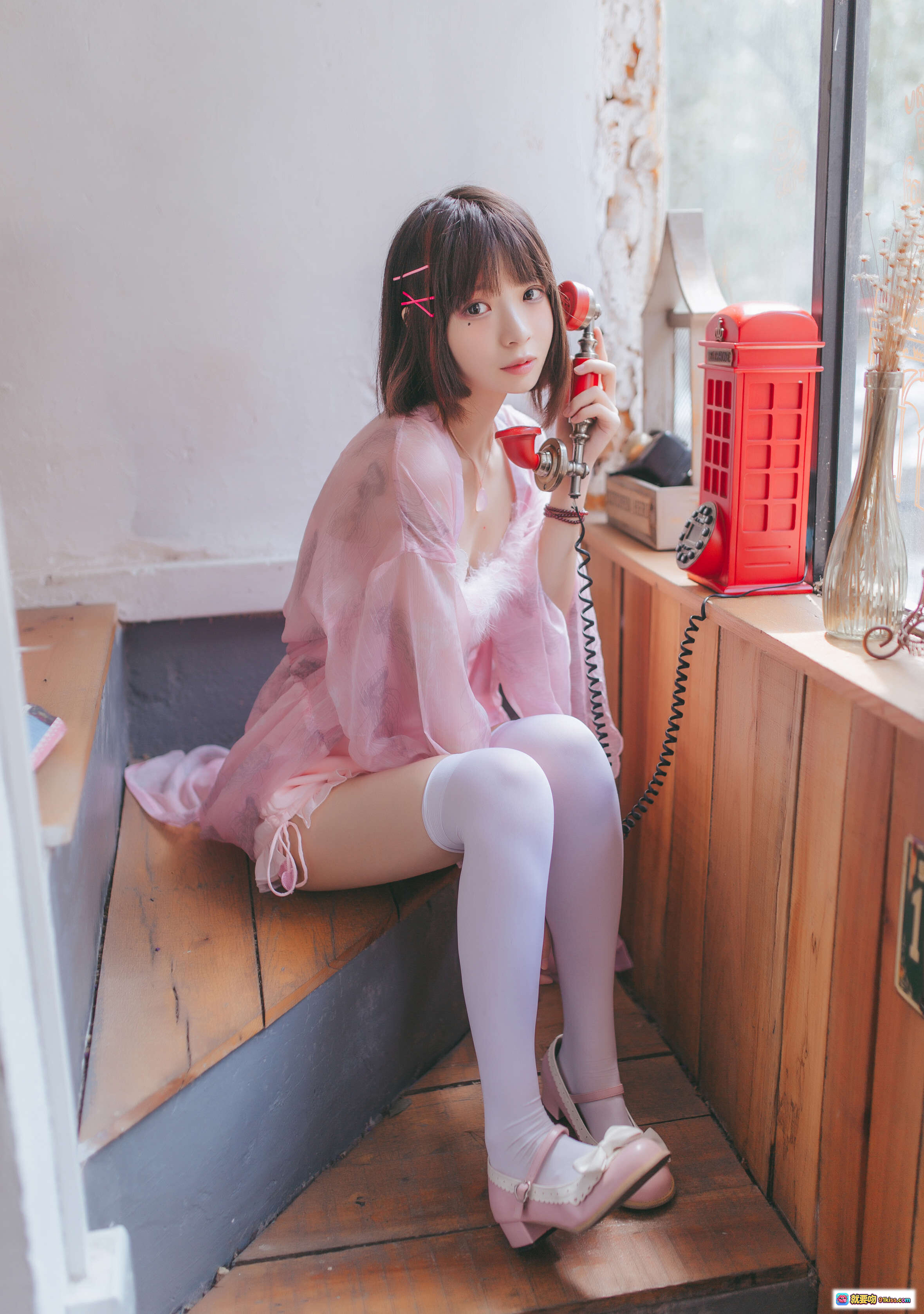 图片[4] - 疯猫ss NO.005 粉红日常写真 甜美少女 白丝美腿 窗边座椅 温馨咖啡馆 高清19P 184MB - 就要吻