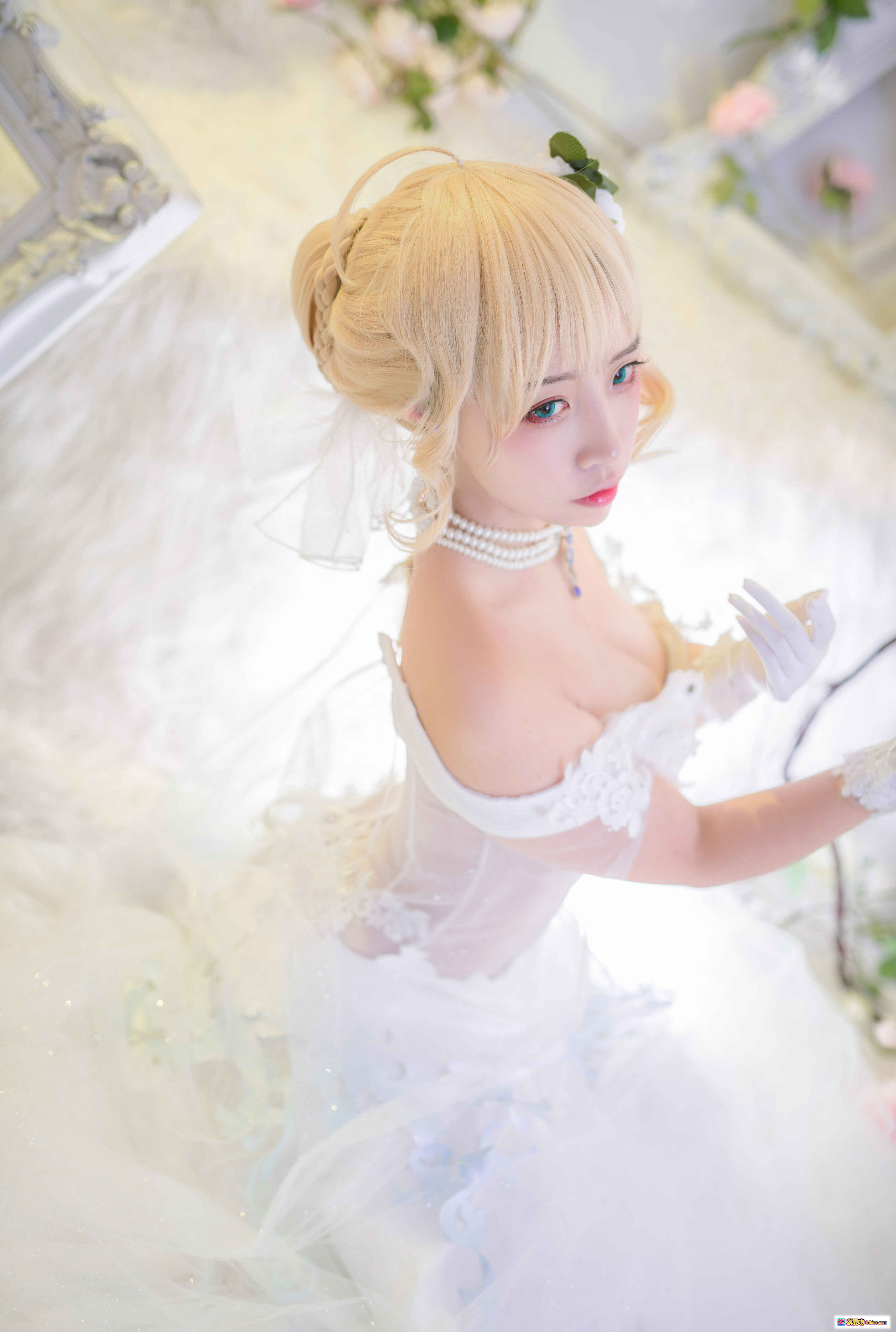 图片[9] - 二佐Nisa NO.031 花嫁COS写真 | 白发红玫瑰新娘造型 | 白色婚纱长手套 | 甜美梦幻摄影 | 40P高清图集 - 就要吻