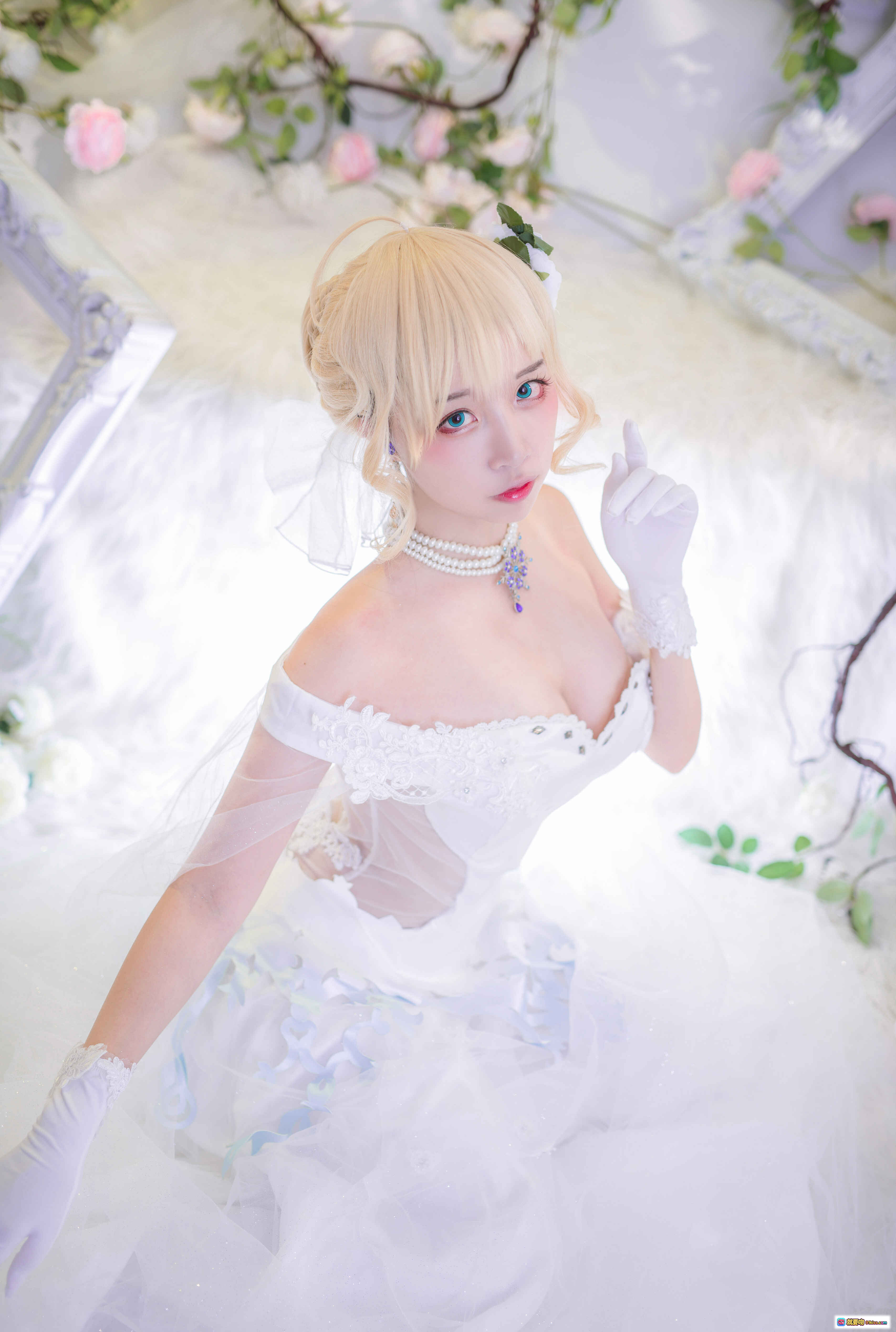 图片[5] - 二佐Nisa NO.031 花嫁COS写真 | 白发红玫瑰新娘造型 | 白色婚纱长手套 | 甜美梦幻摄影 | 40P高清图集 - 就要吻