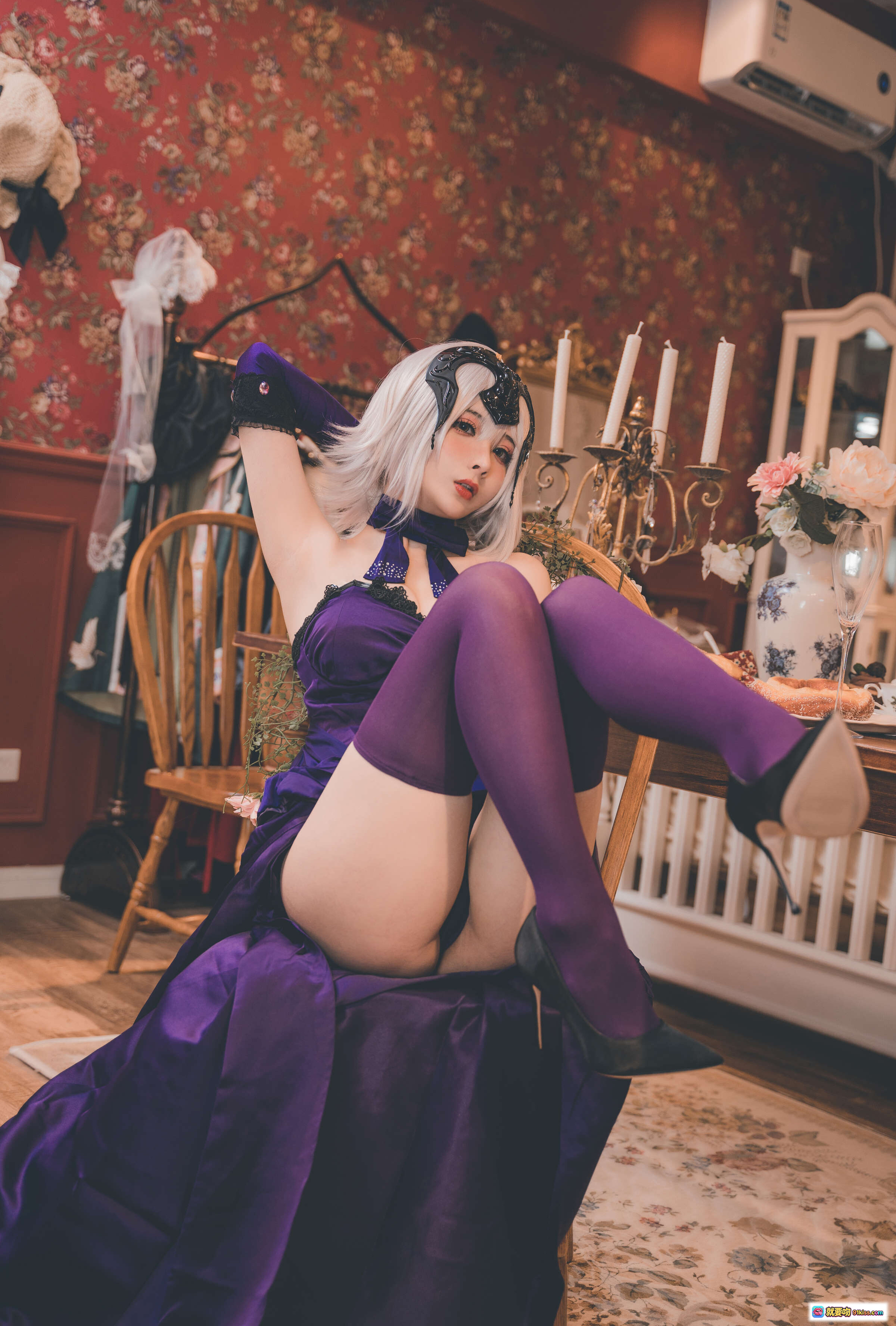 图片[4] - rioko凉凉子NO.046醉贞写真集｜紫色礼服高跟美腿室内复古风私房摄影29P - 就要吻