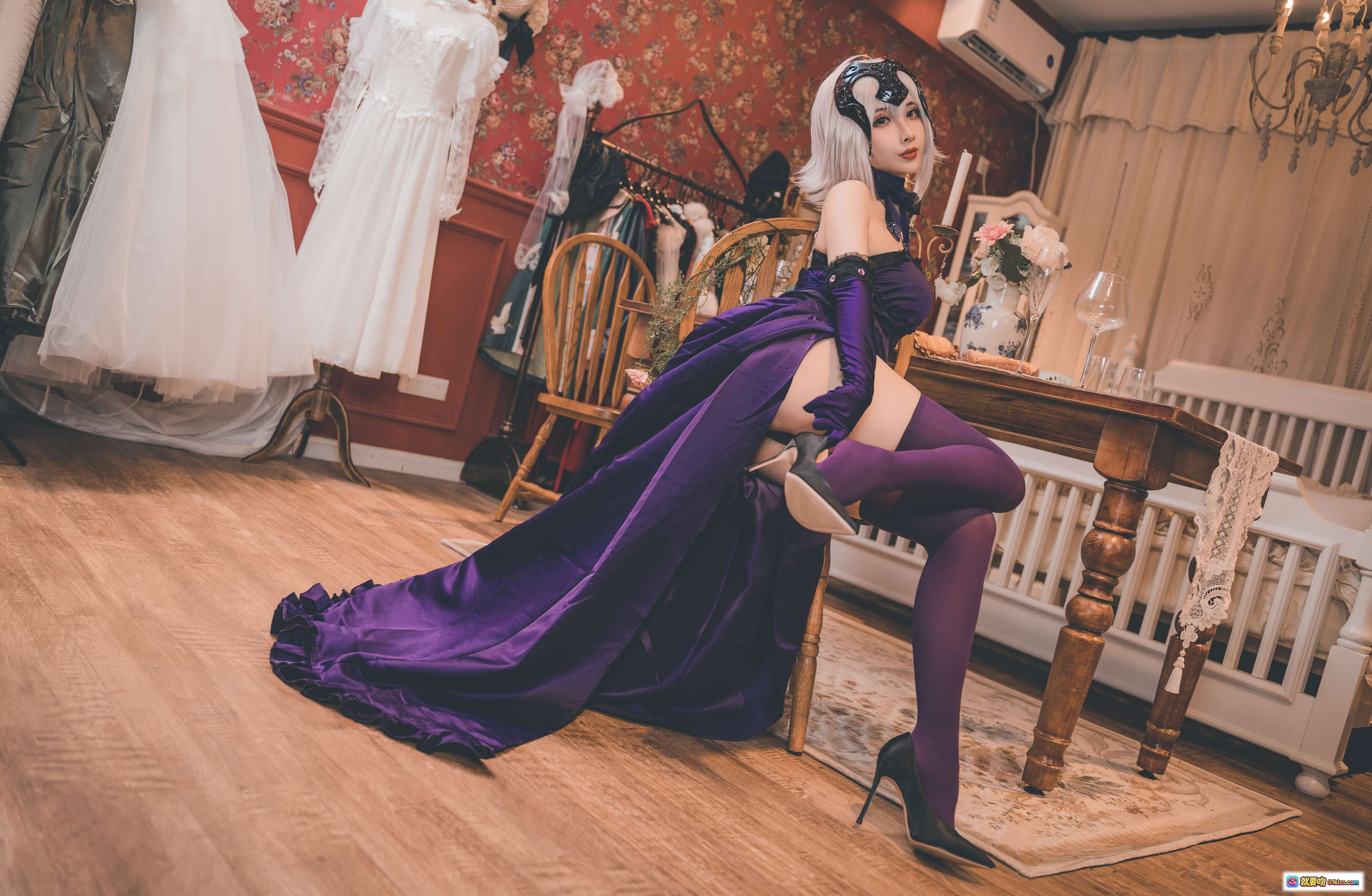 图片[2] - rioko凉凉子NO.046醉贞写真集｜紫色礼服高跟美腿室内复古风私房摄影29P - 就要吻