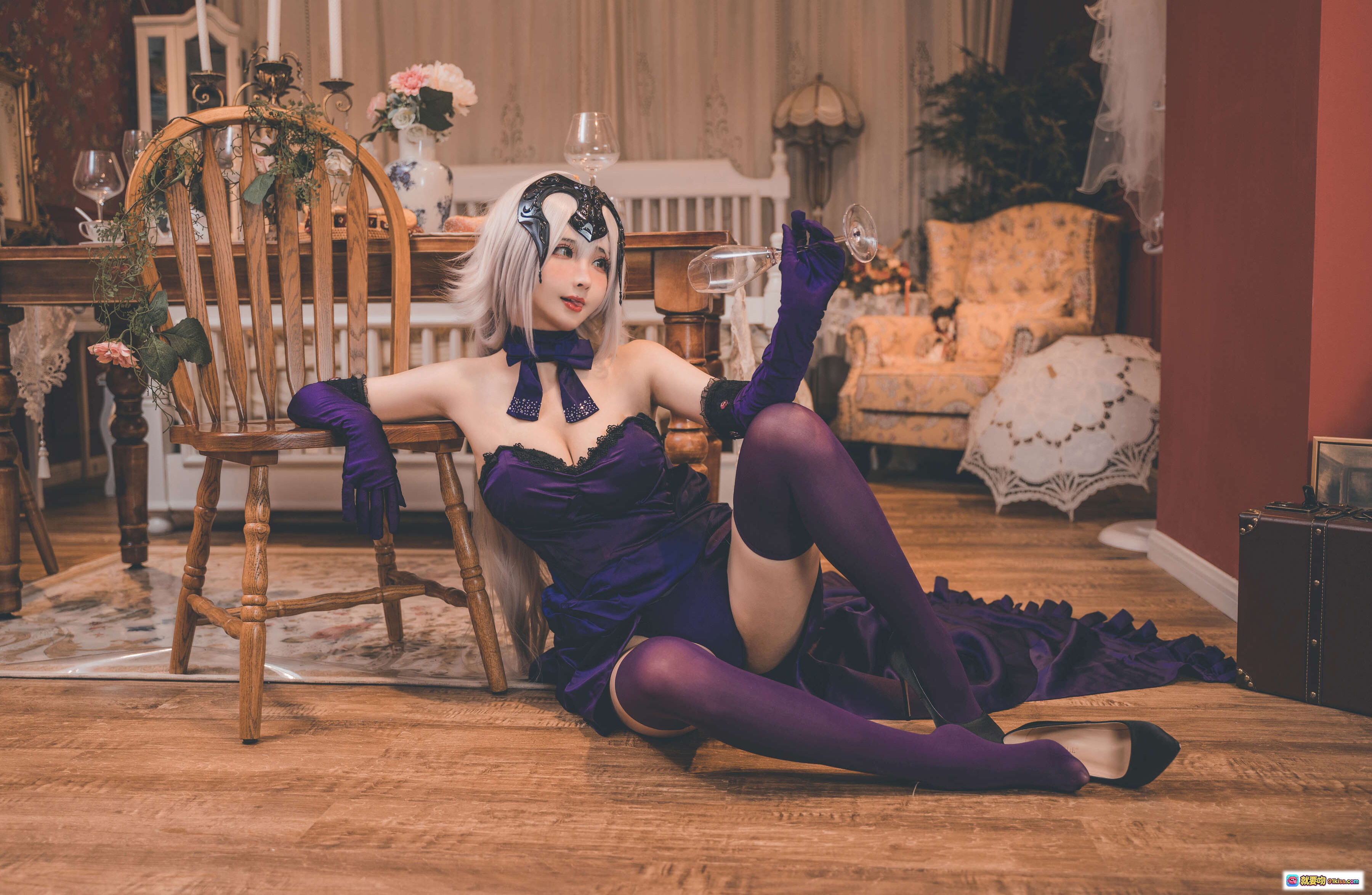 图片[10] - rioko凉凉子NO.046醉贞写真集｜紫色礼服高跟美腿室内复古风私房摄影29P - 就要吻