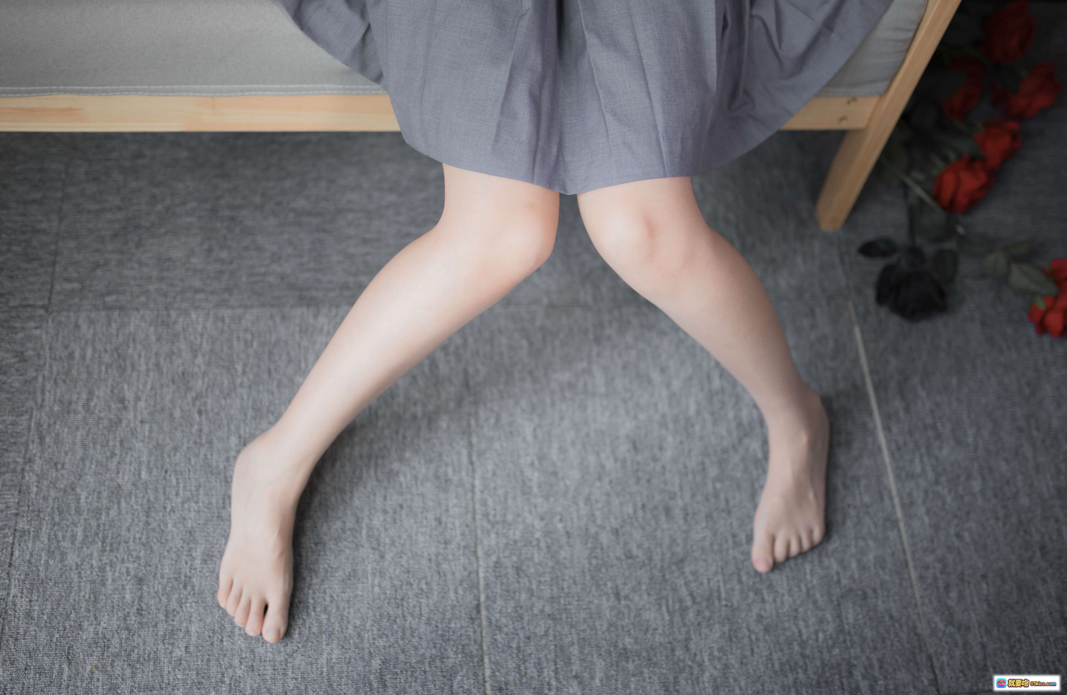 图片[4] - 疯猫ss NO.038 蓝灰JK制服美腿写真 29P高清图集 甜美少女沙发坐姿私房照 - 就要吻