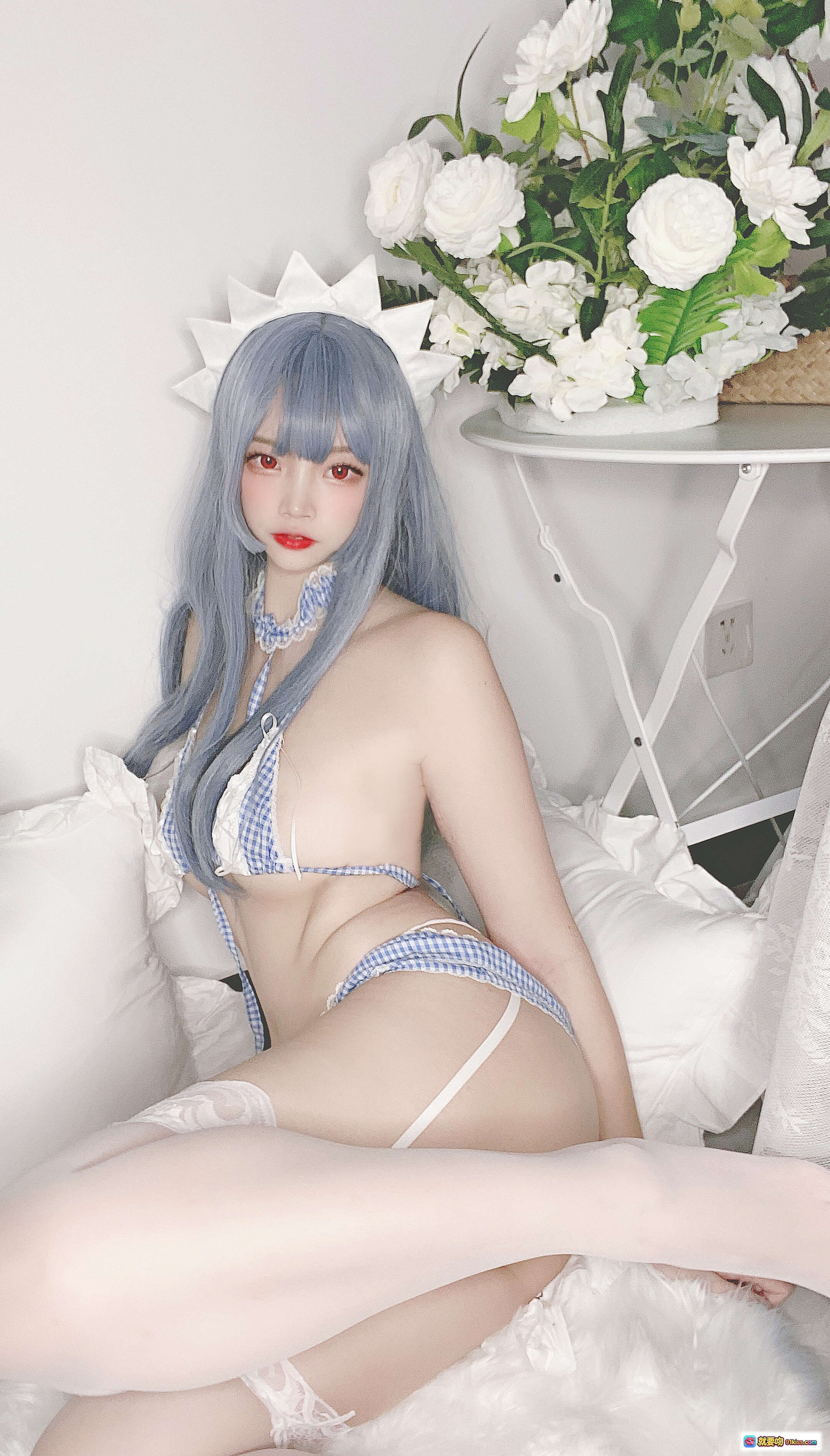 图片[1] - 二佐Nisa NO.091 私房自拍蓝格比基尼女仆写真 40P高清美图 白花背景蕾丝袜温柔风 - 就要吻