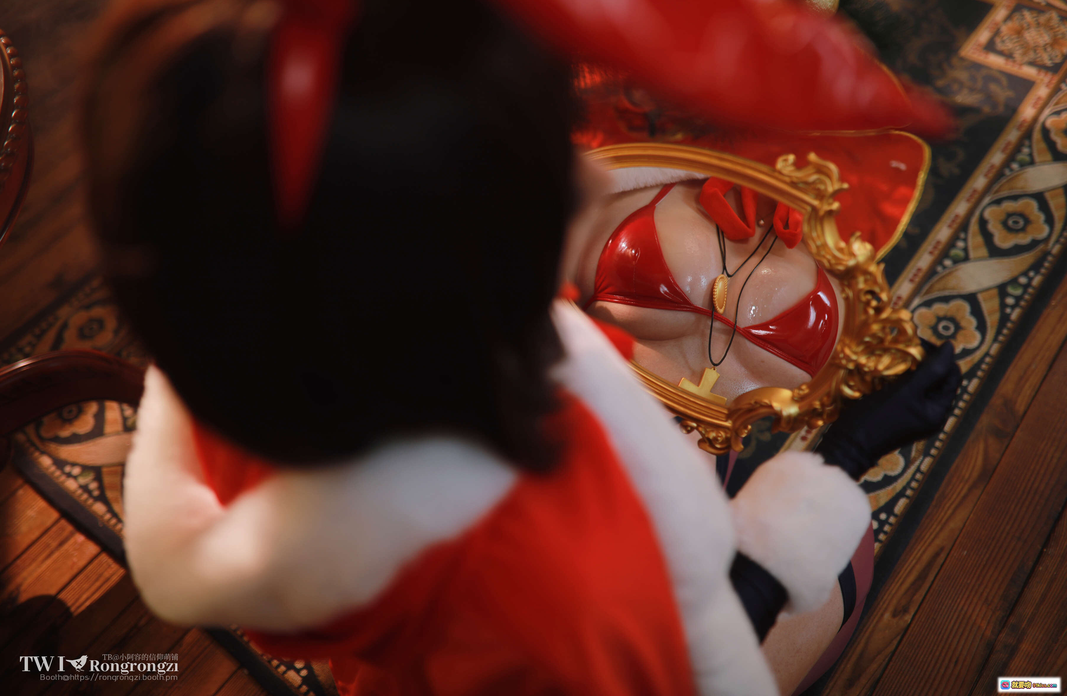 图片[3] - 小容仔咕咕咕w NO.009 魔太郎 Cosplay 红色兔耳比基尼 黑丝吊带 圣诞主题写真 50P高清图集 - 就要吻