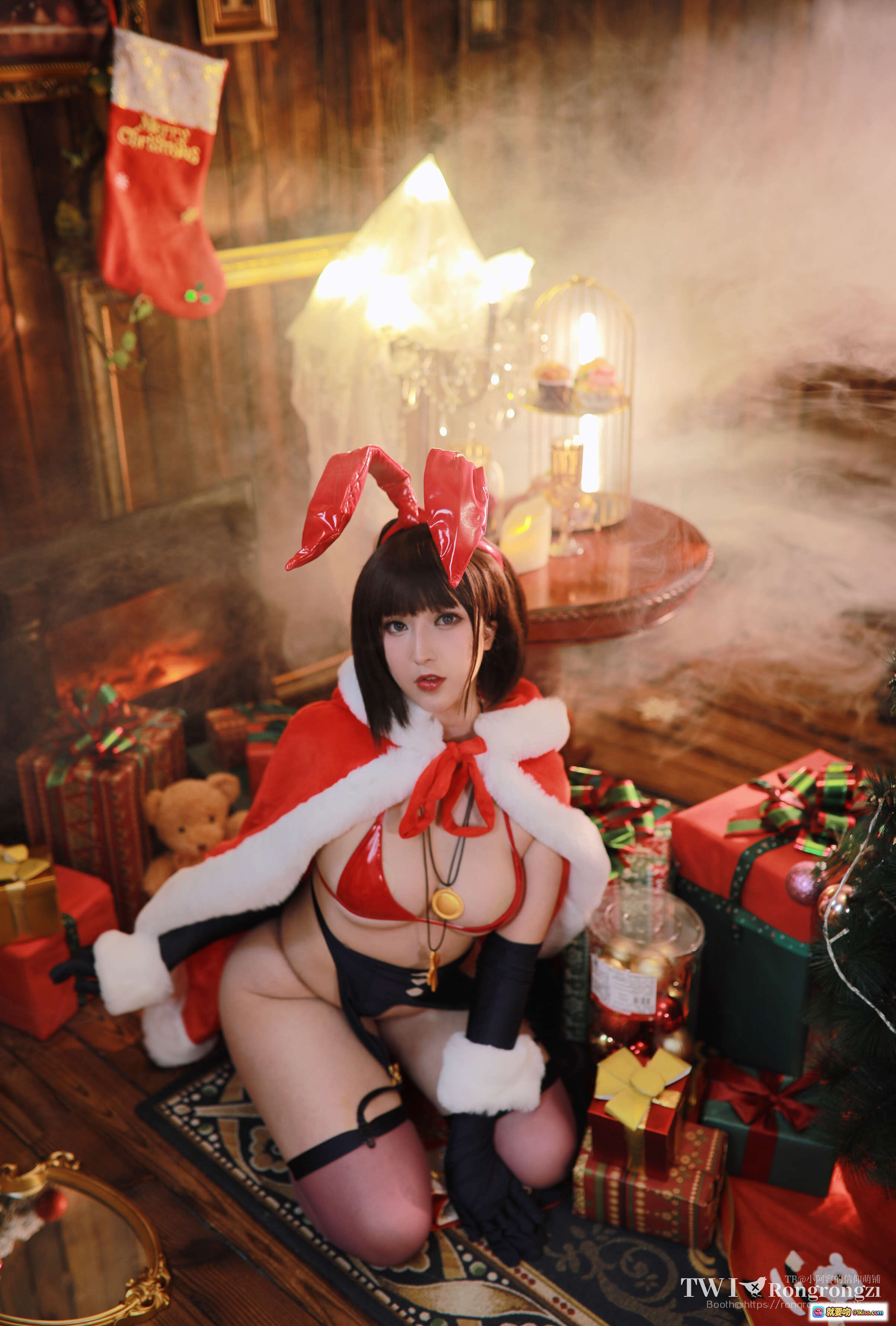 图片[7] - 小容仔咕咕咕w NO.009 魔太郎 Cosplay 红色兔耳比基尼 黑丝吊带 圣诞主题写真 50P高清图集 - 就要吻