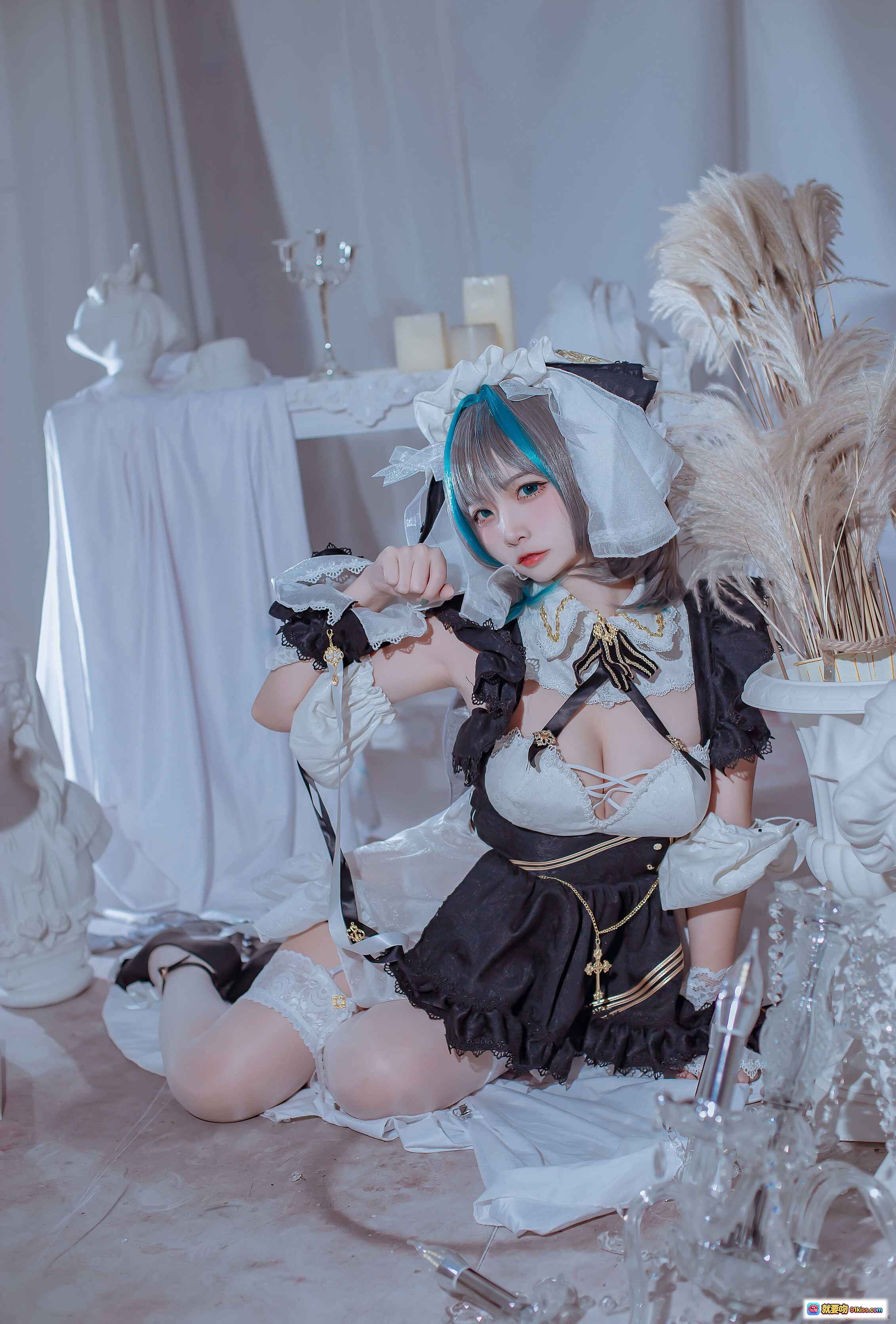 图片[5] - 二佐Nisa NO.103 柴郡 cosplay写真 白色女仆装 蓝灰发色 高跟黑丝 蕾丝吊带袜 室内唯美布景 30P高清图集 - 就要吻