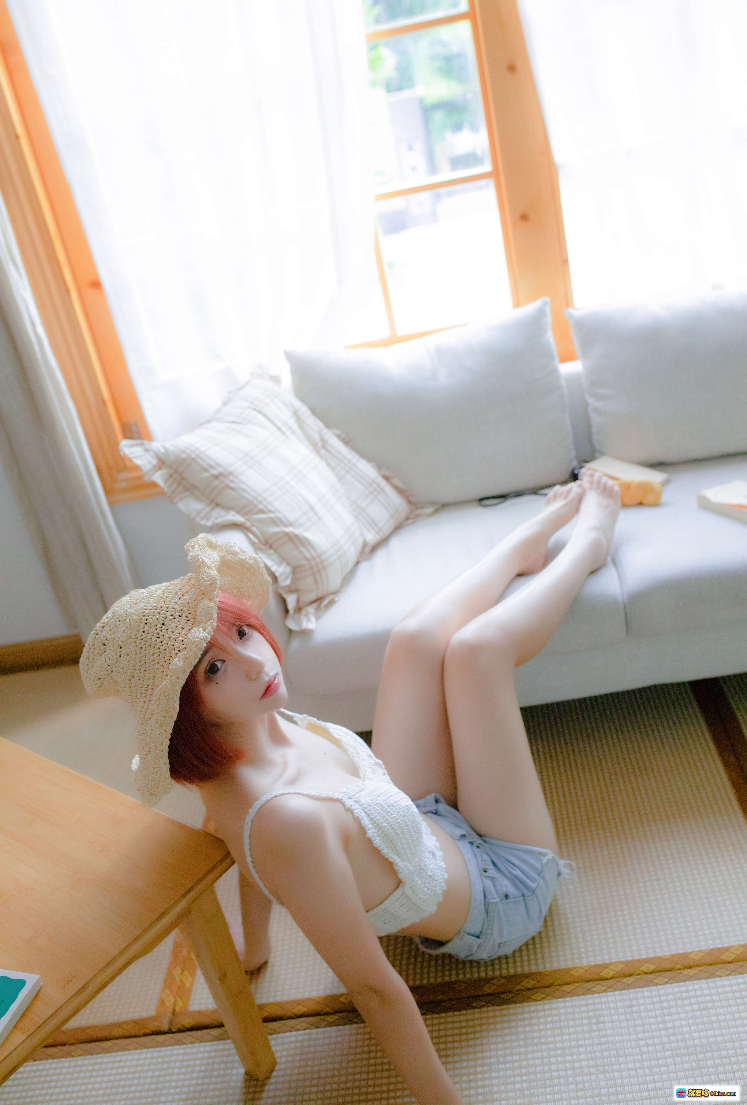 图片[4] - 疯猫ss NO.107 茶茶可爱风写真｜草帽少女窗边沙发休闲风｜清新自然日系风格｜30P高清图集 - 就要吻
