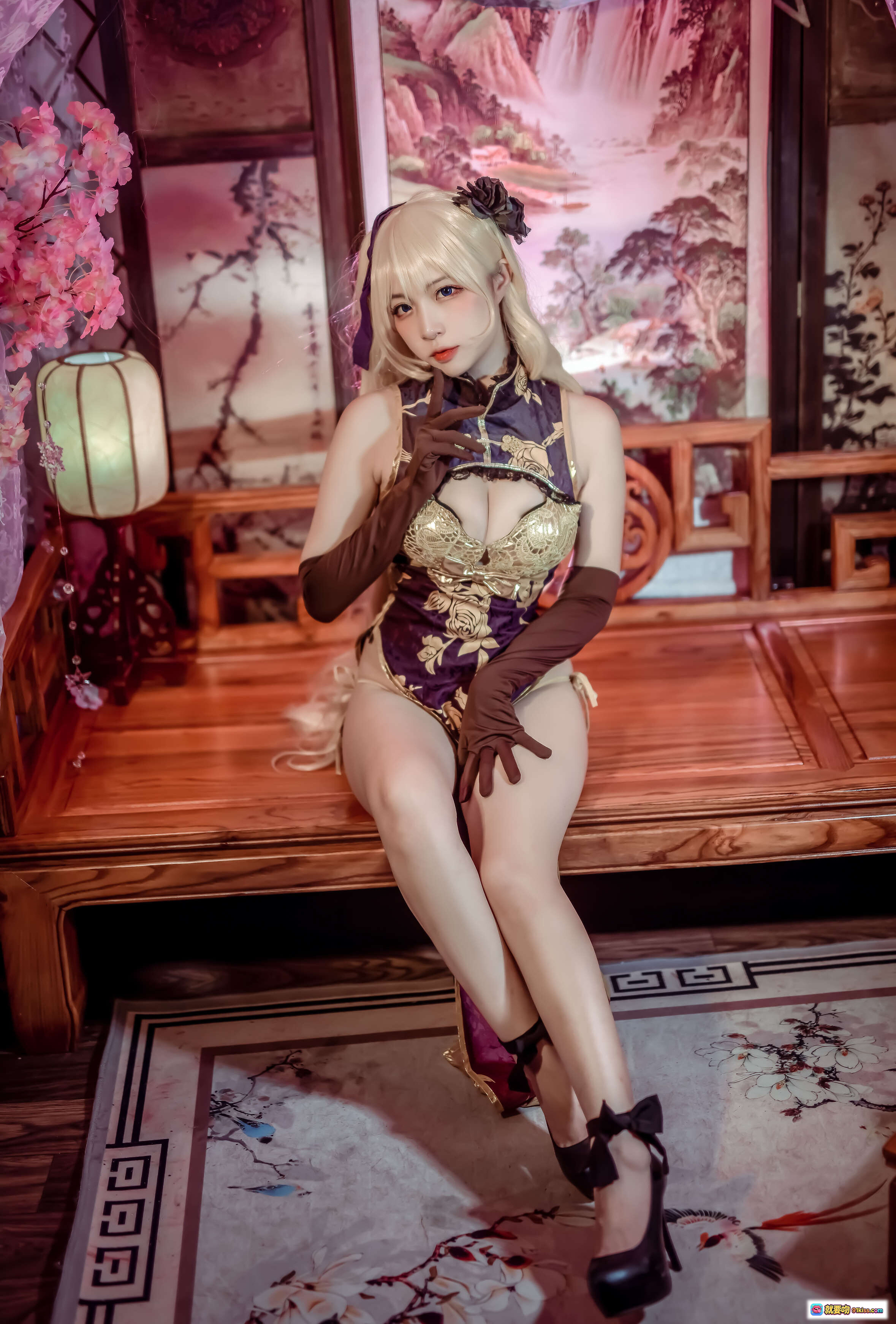图片[5] - 二佐Nisa NO.021 金莲 Cosplay 旗袍写真｜深红刺绣高开叉｜古风樱花背景｜精致妆发造型｜古典美人摆拍｜20P高清图集 - 就要吻