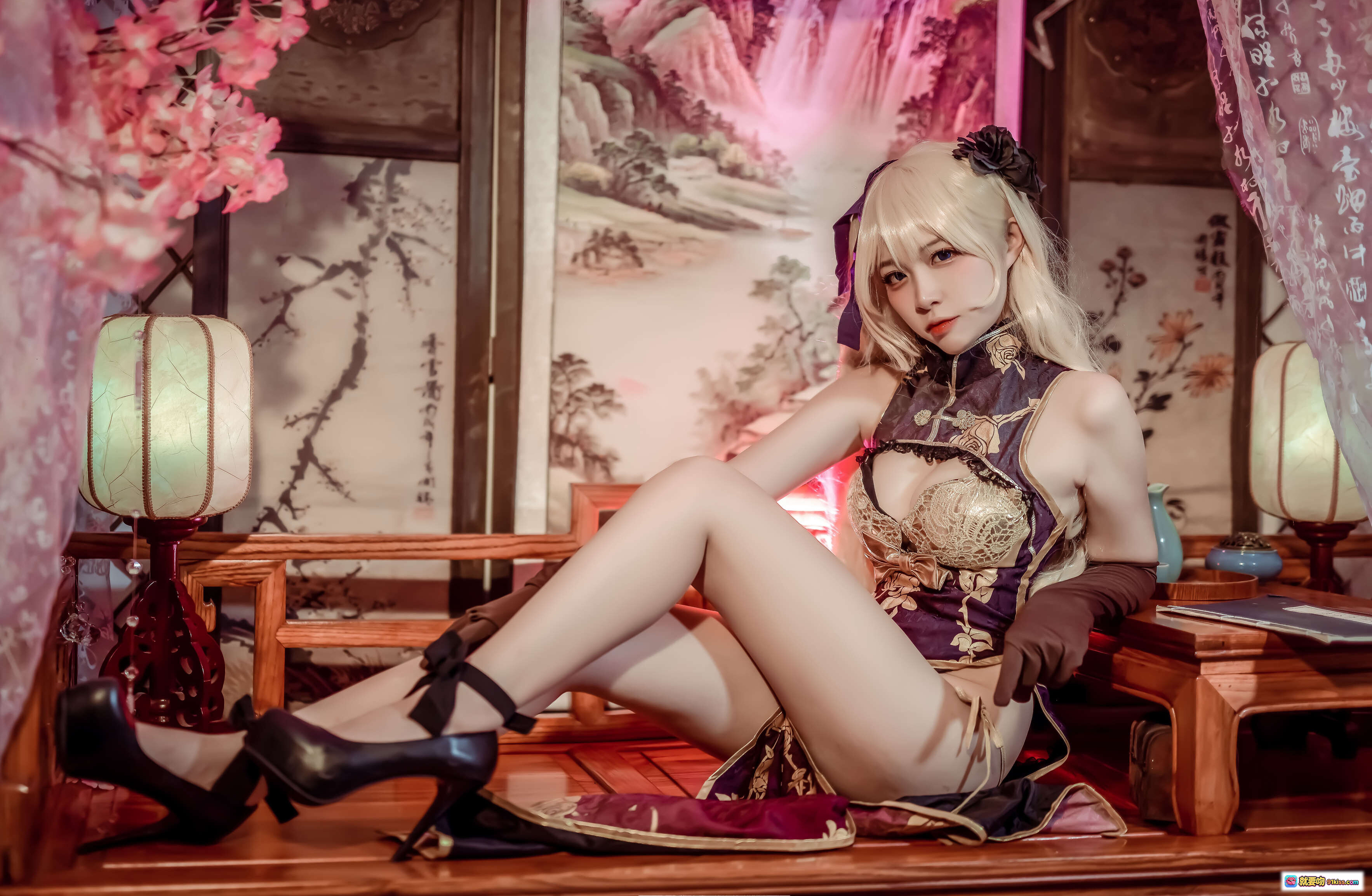 图片[6] - 二佐Nisa NO.021 金莲 Cosplay 旗袍写真｜深红刺绣高开叉｜古风樱花背景｜精致妆发造型｜古典美人摆拍｜20P高清图集 - 就要吻