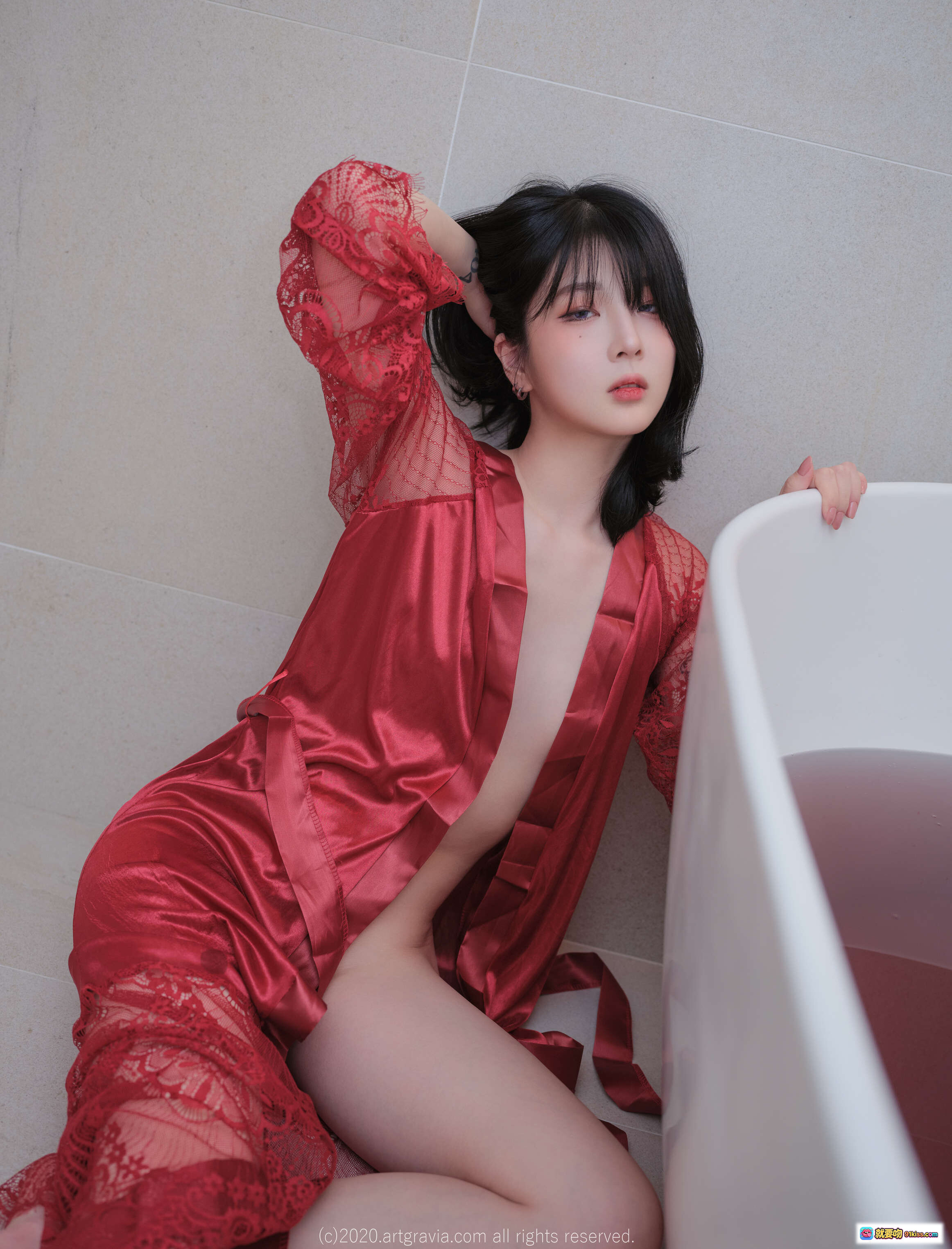 图片[10] - 韩国妹子Isabella性感背影浴缸写真｜ARTGRAVIA_VOL207 红色蕾丝内衣湿发诱惑 - 就要吻
