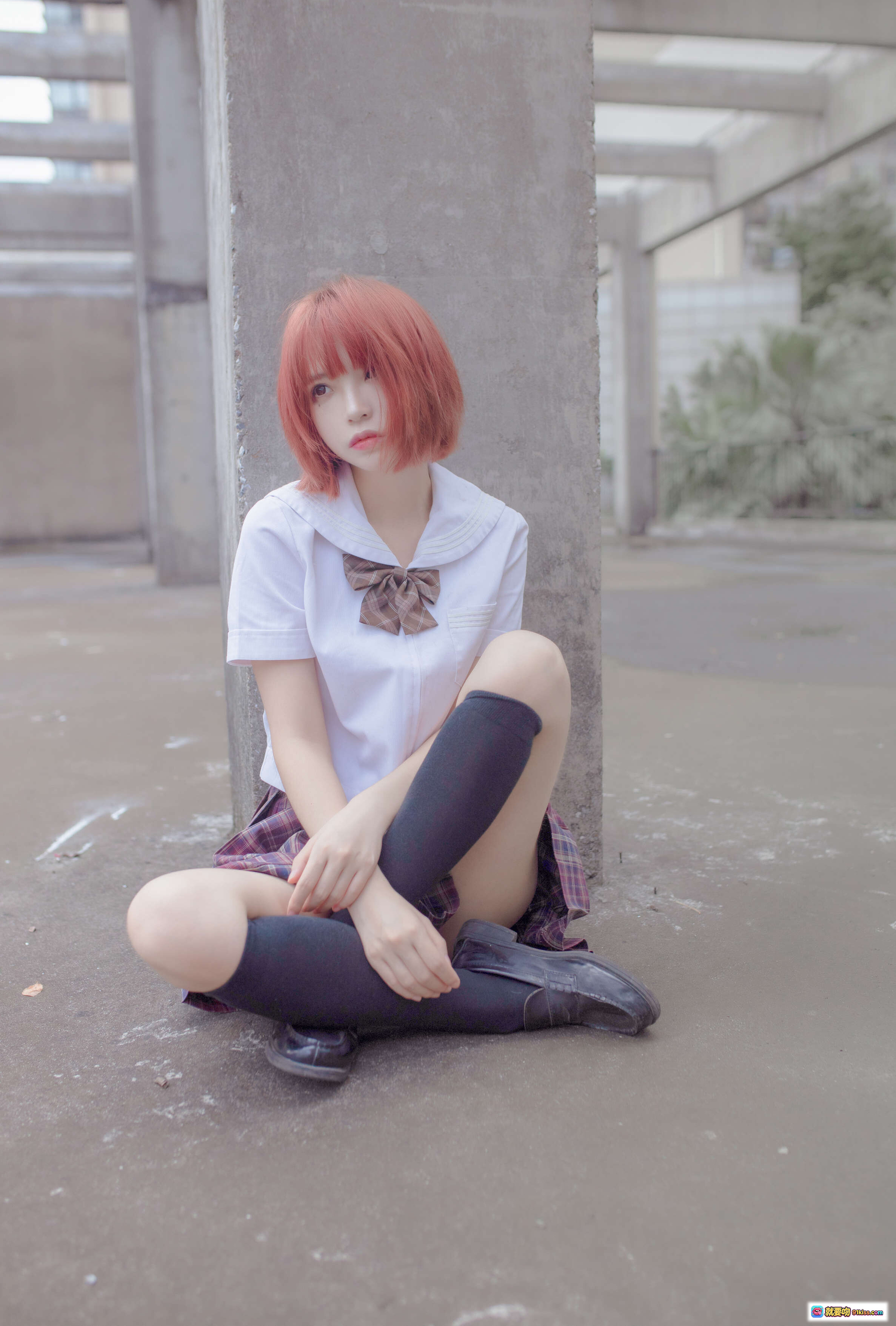 图片[8] - 黑猫抱抱温柔眼神萌宠日常治愈系猫咪写真少女心爆棚宠物摄影精选 - 就要吻