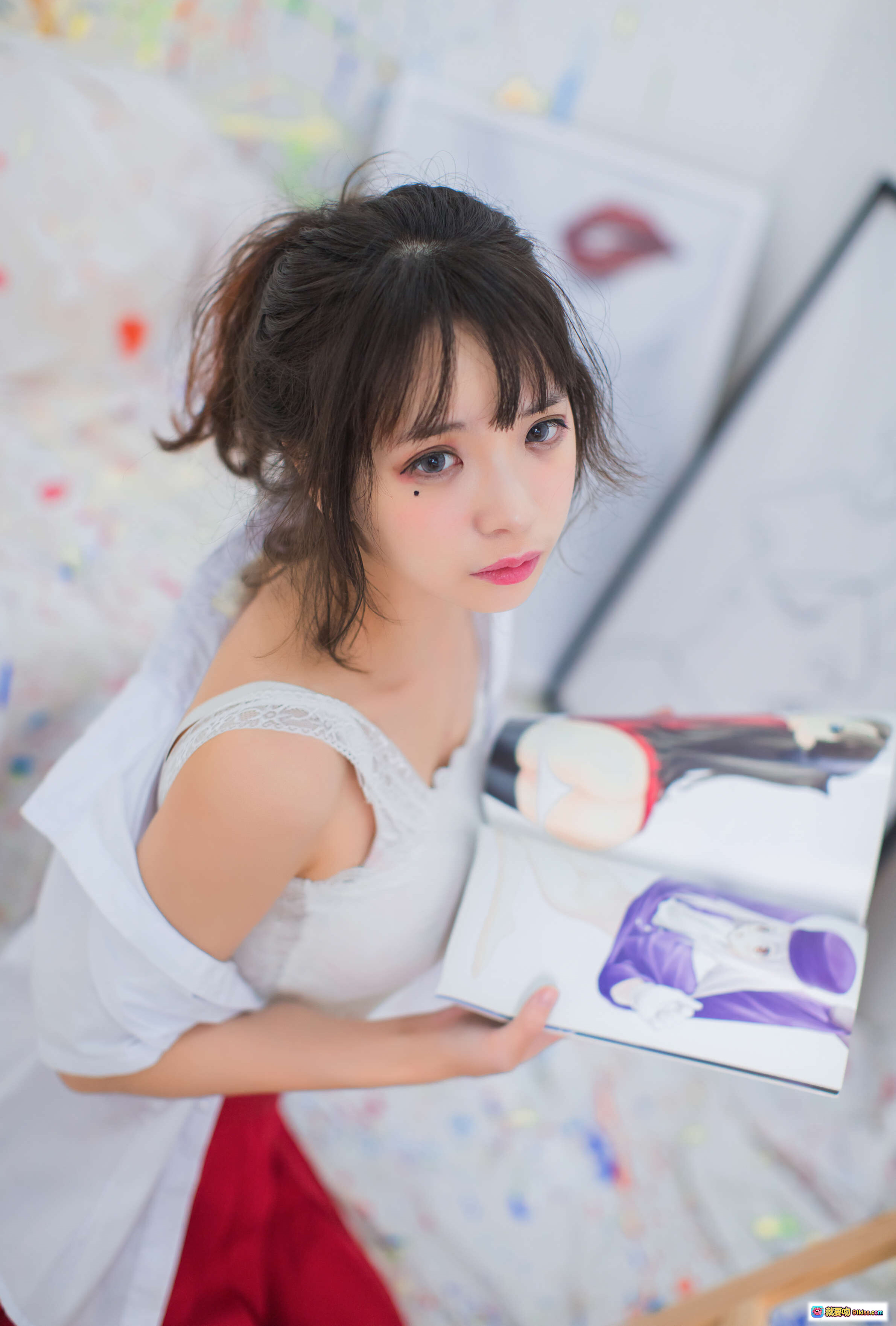图片[4] - 疯猫ss NO.011 画室JK少女写真 23P高清艺术照 红裙白衬衫绘画场景 油画颜料飞溅氛围感 美少女创作瞬间 - 就要吻