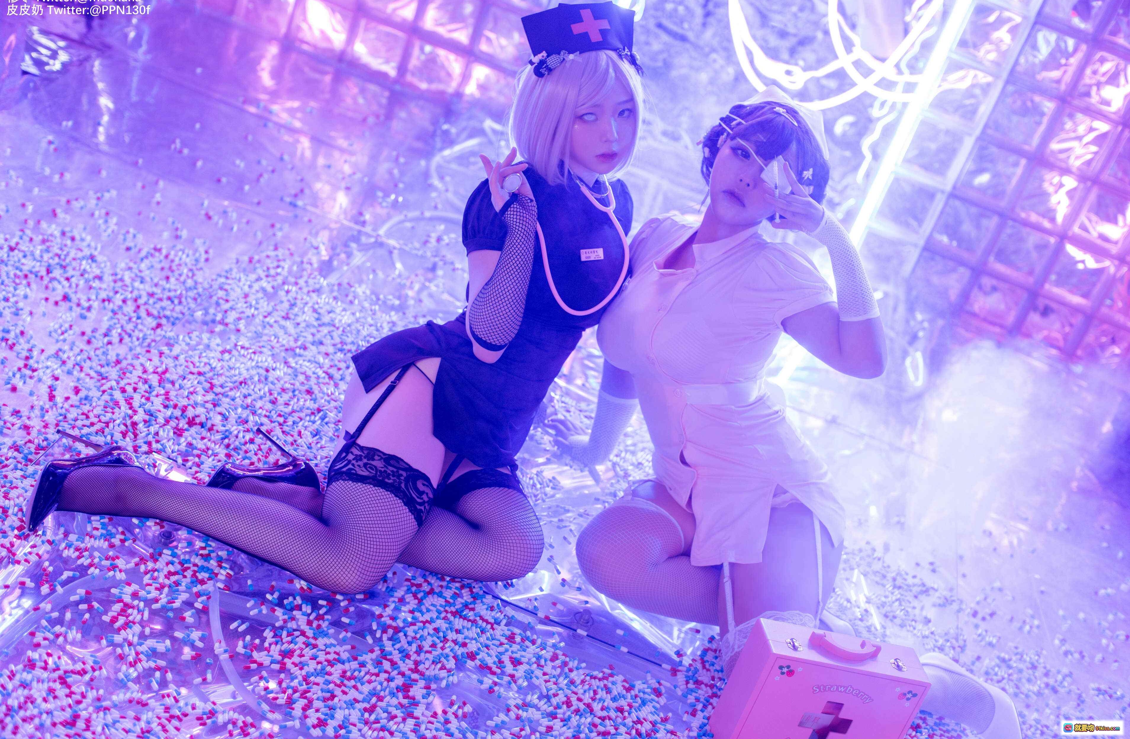 图片[10] - 万圣节邪恶护士cosplay 皮皮奶NO.031 喵零联名 紫光霓虹场景 粉色医疗箱 渔网袜黑丝诱惑 60P高清写真 - 就要吻