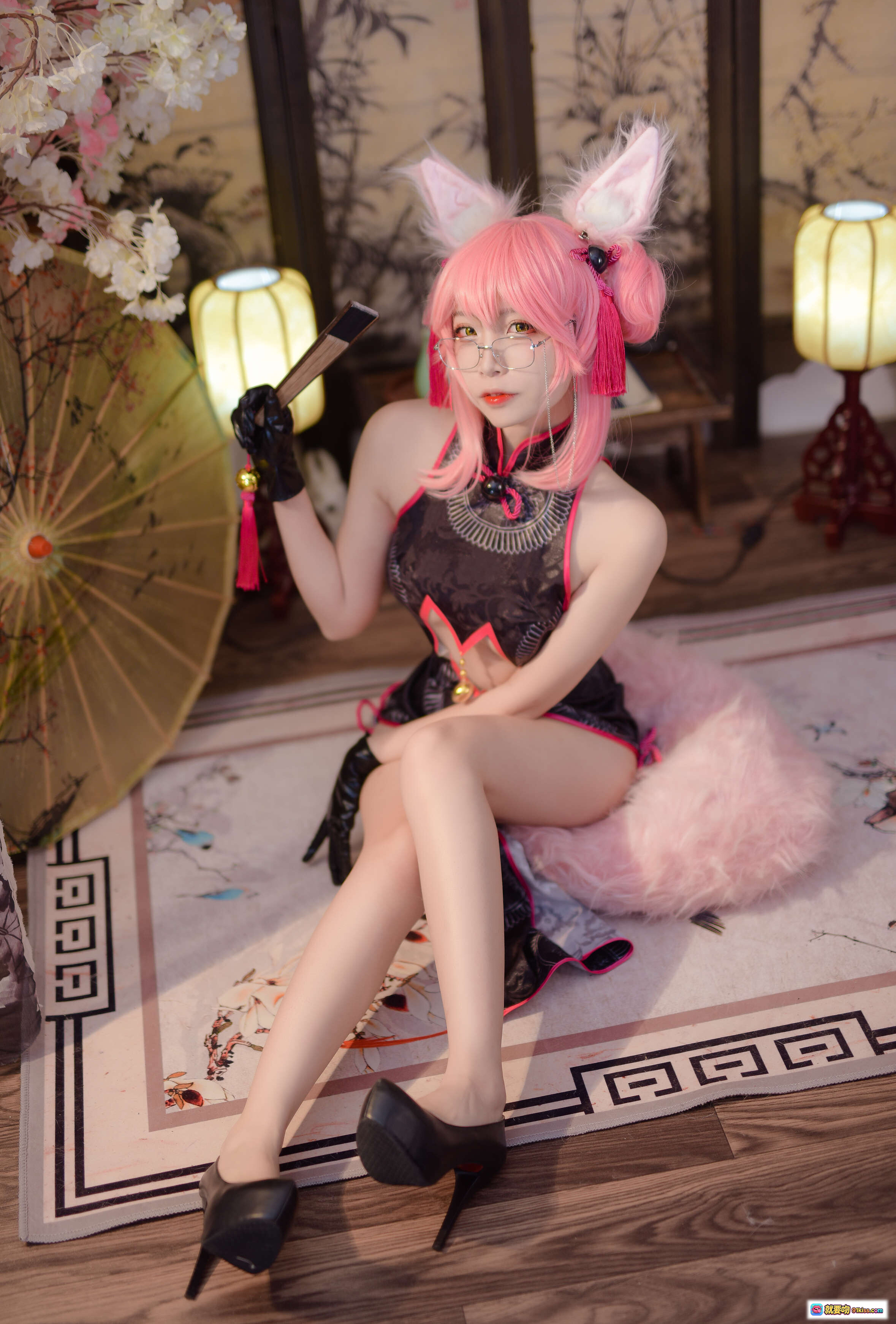 图片[10] - 二佐Nisa NO.025 Fate旗袍狐Cosplay 粉发美腿黑高跟 古风和室写真 28P高清图集 - 就要吻